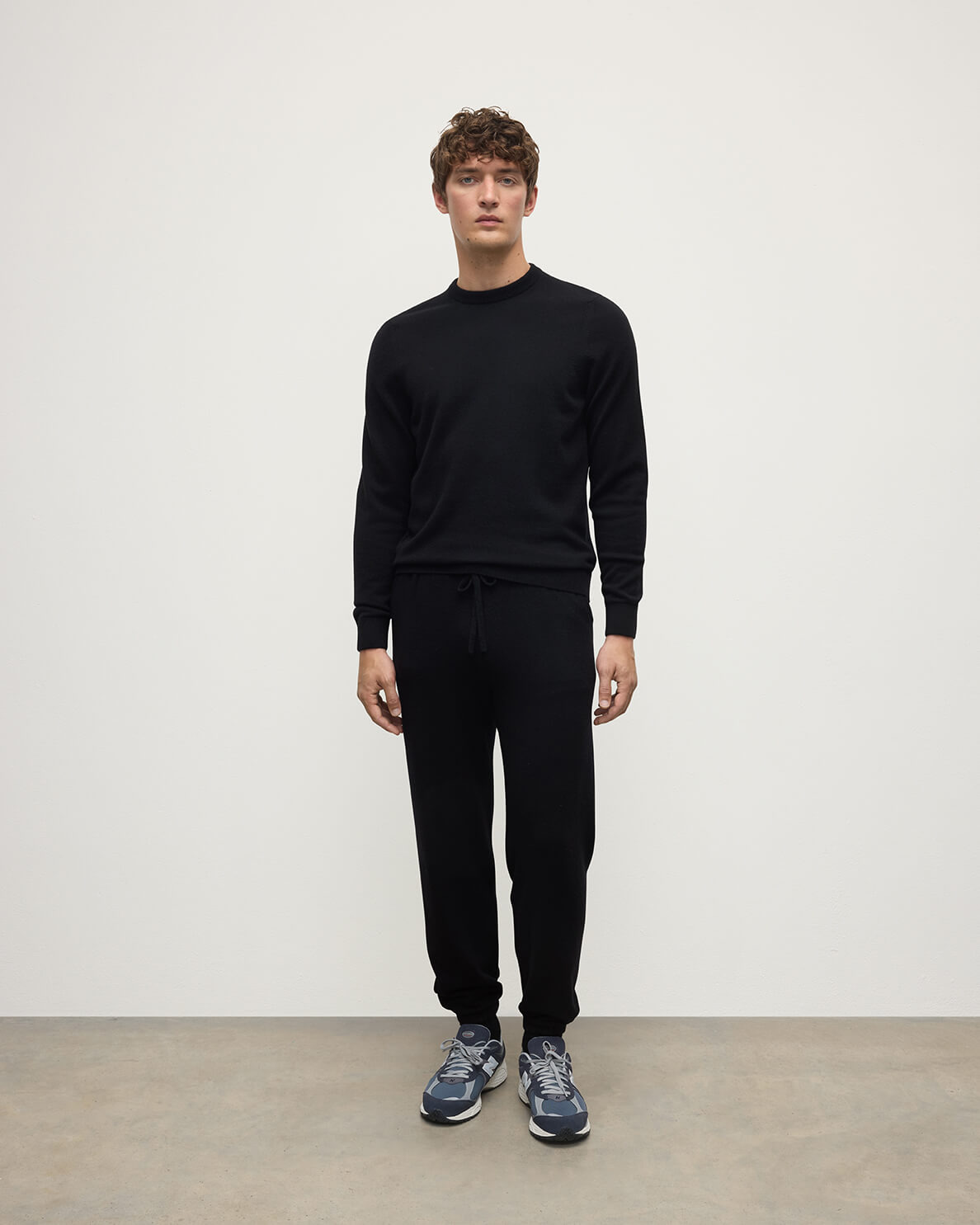 Tapered Cashmere Black Joggers - 2