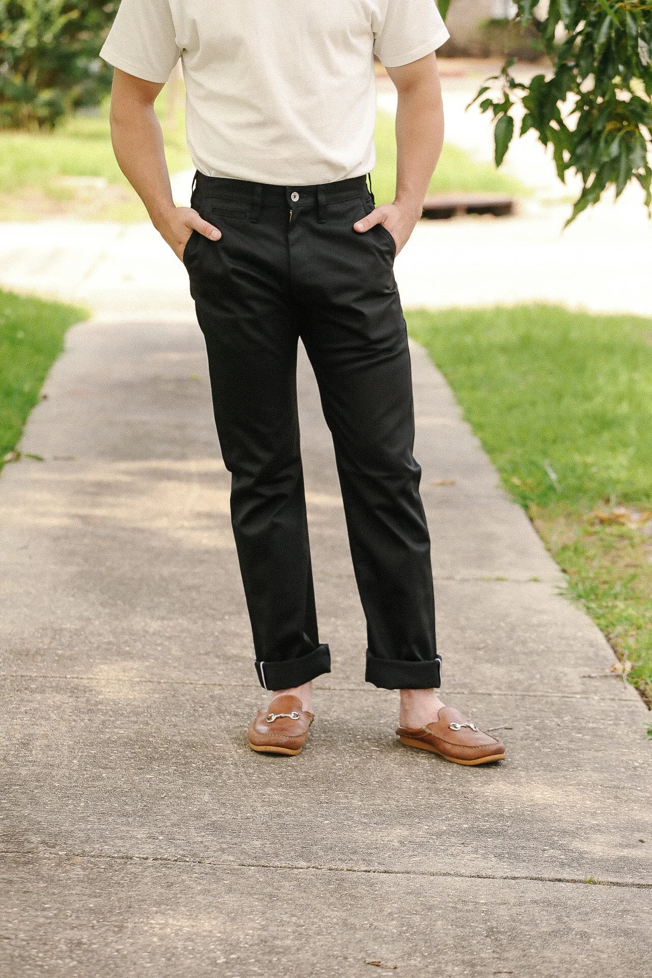 9OZ MERCERIZED SELVEDGE COTTON RELAXED TAPERED CUT CHINOS - BLACK IH-727-BLK - 1