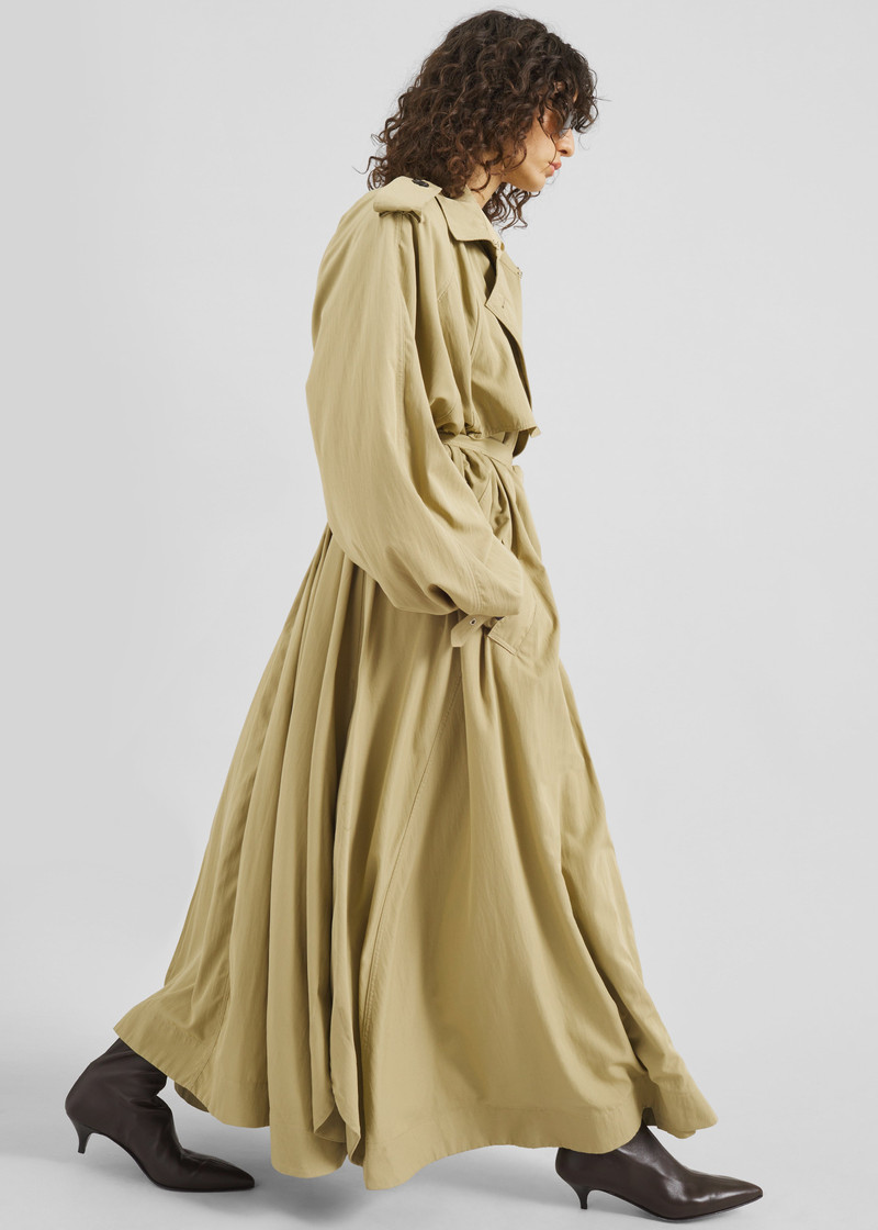 Elsdon Fluid Long Trench - Camel 6