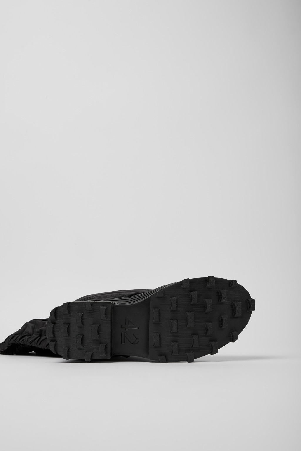 Black padded high boots - 5
