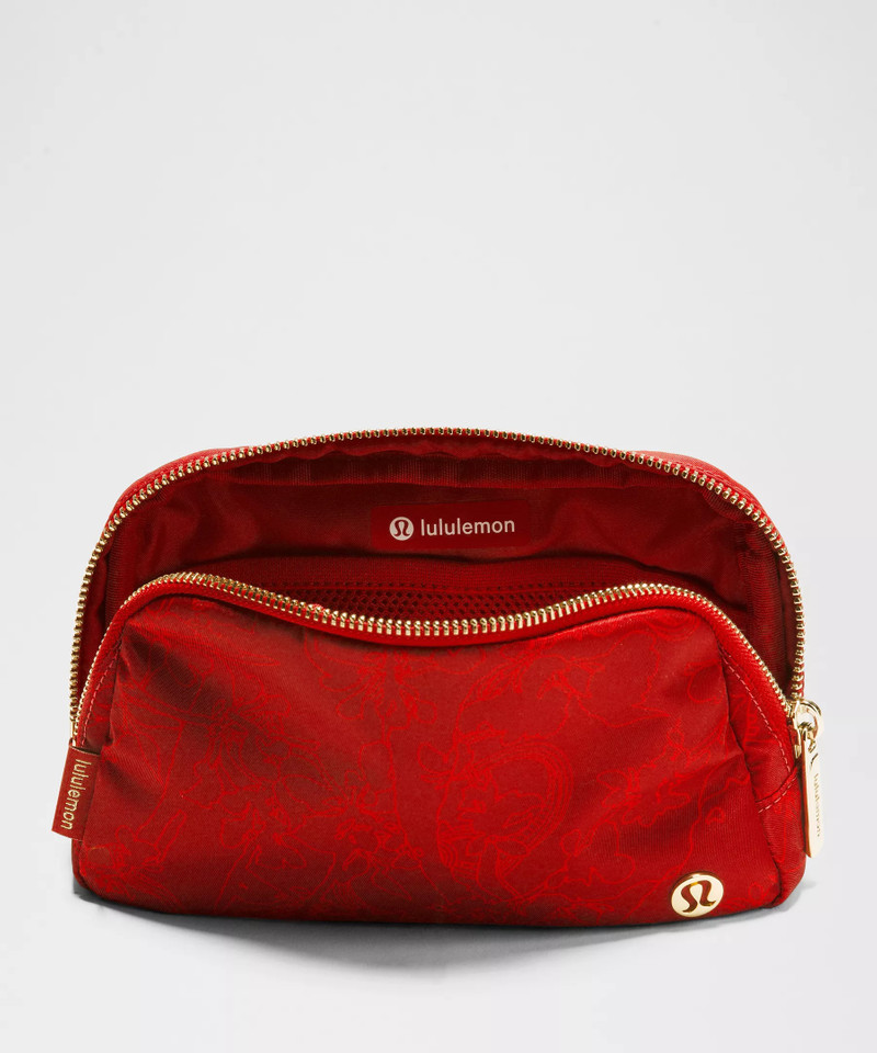 Lunar New Year Everywhere Belt Bag 1L 5