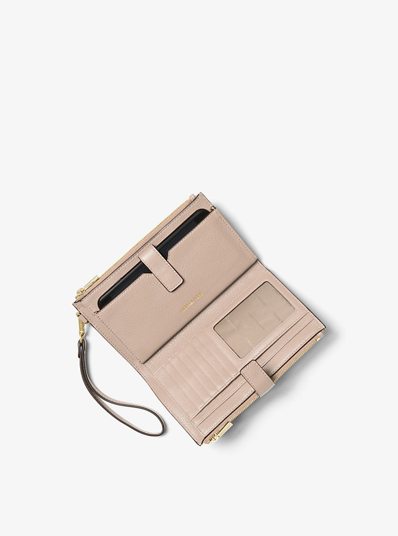 MICHAEL KORS Adele Leather Smartphone Wallet outlook