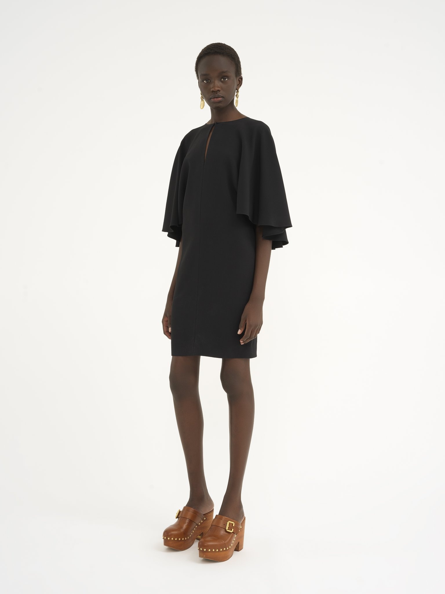 SHORT CAPE DRESS IN VISCOSE CRÊPE - 4
