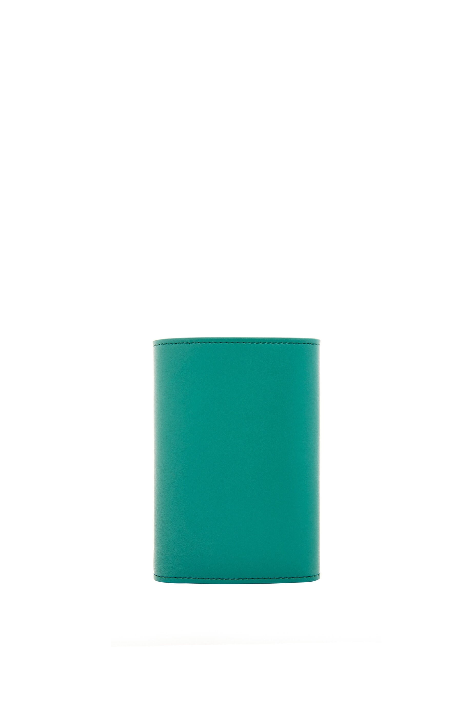 Pebble small vertical wallet in shiny nappa calfskin - 4