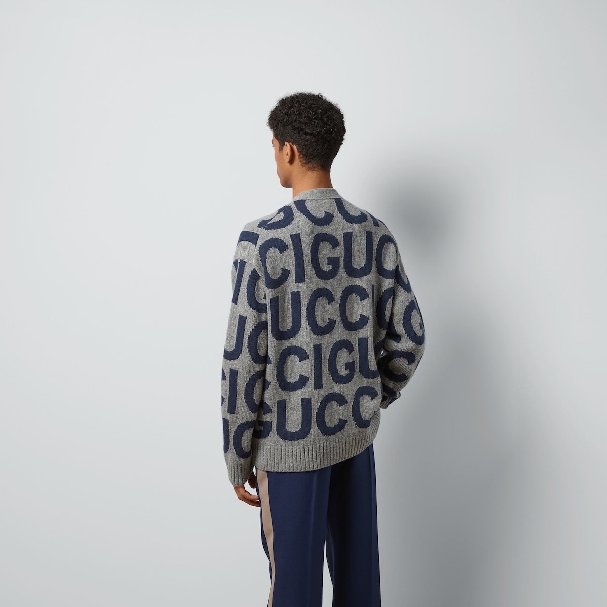 Wool cardigan with Gucci intarsia - 6