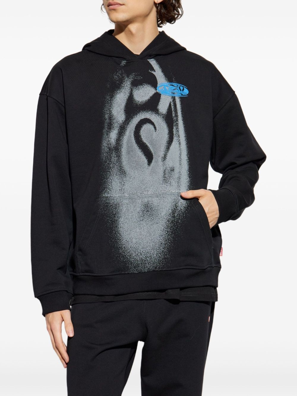 graphic-print hoodie - 3