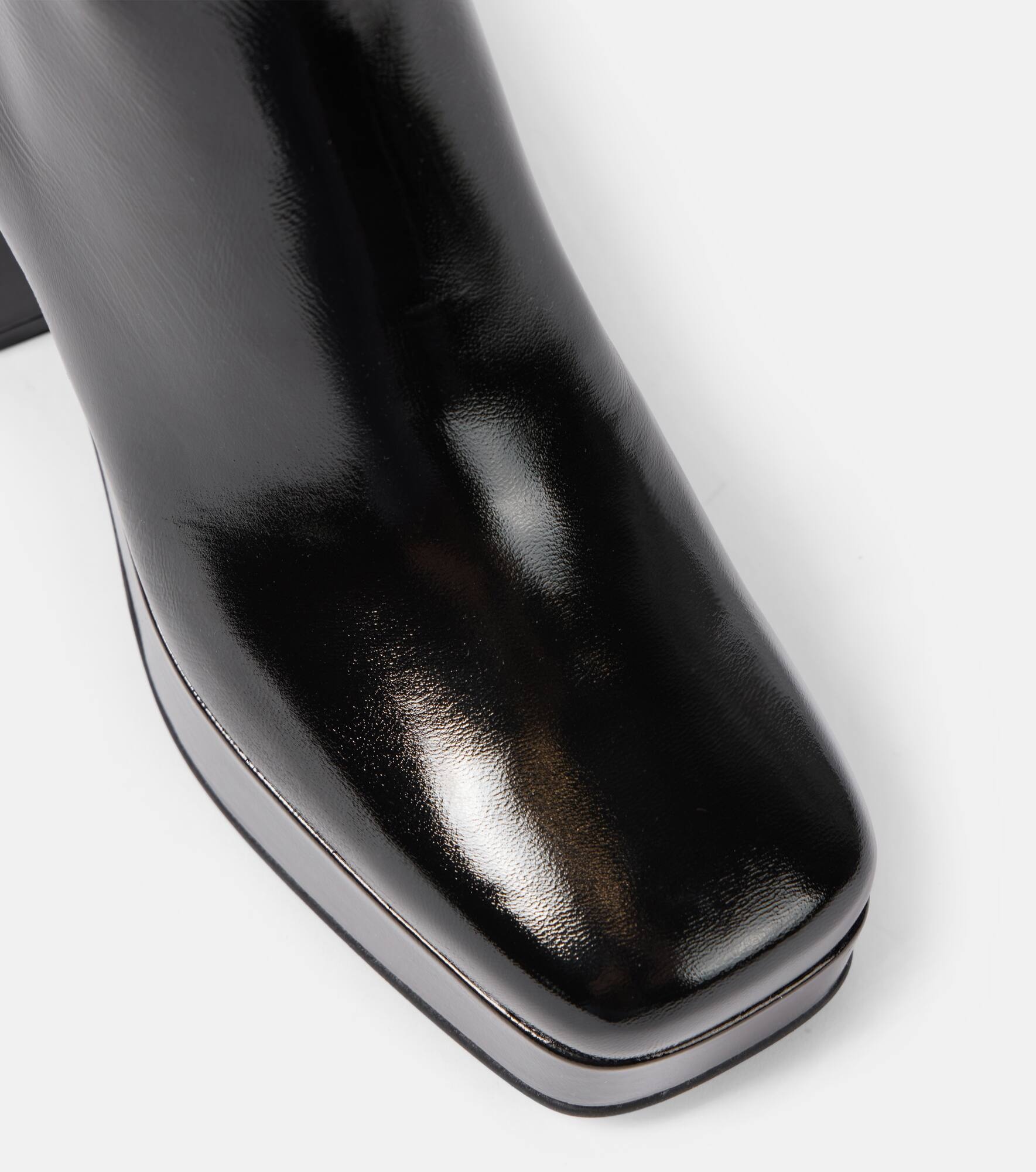 Leather platform boots - 6