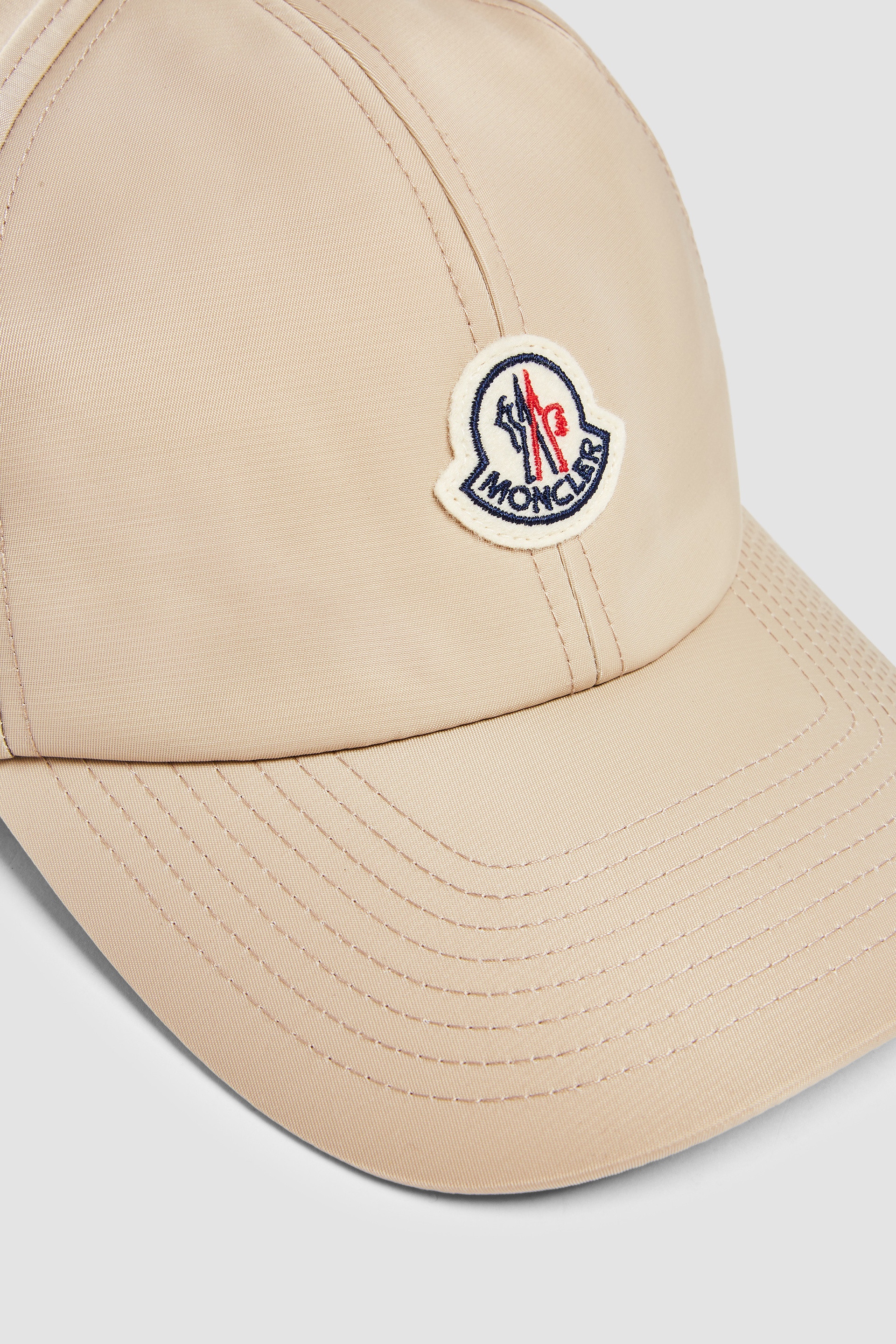★【MONCLER】CAPPELLO DA BASEBALL IN SATIN ★サテンキャップ Moncler Satin Baseball Cap | REVERSIBLE