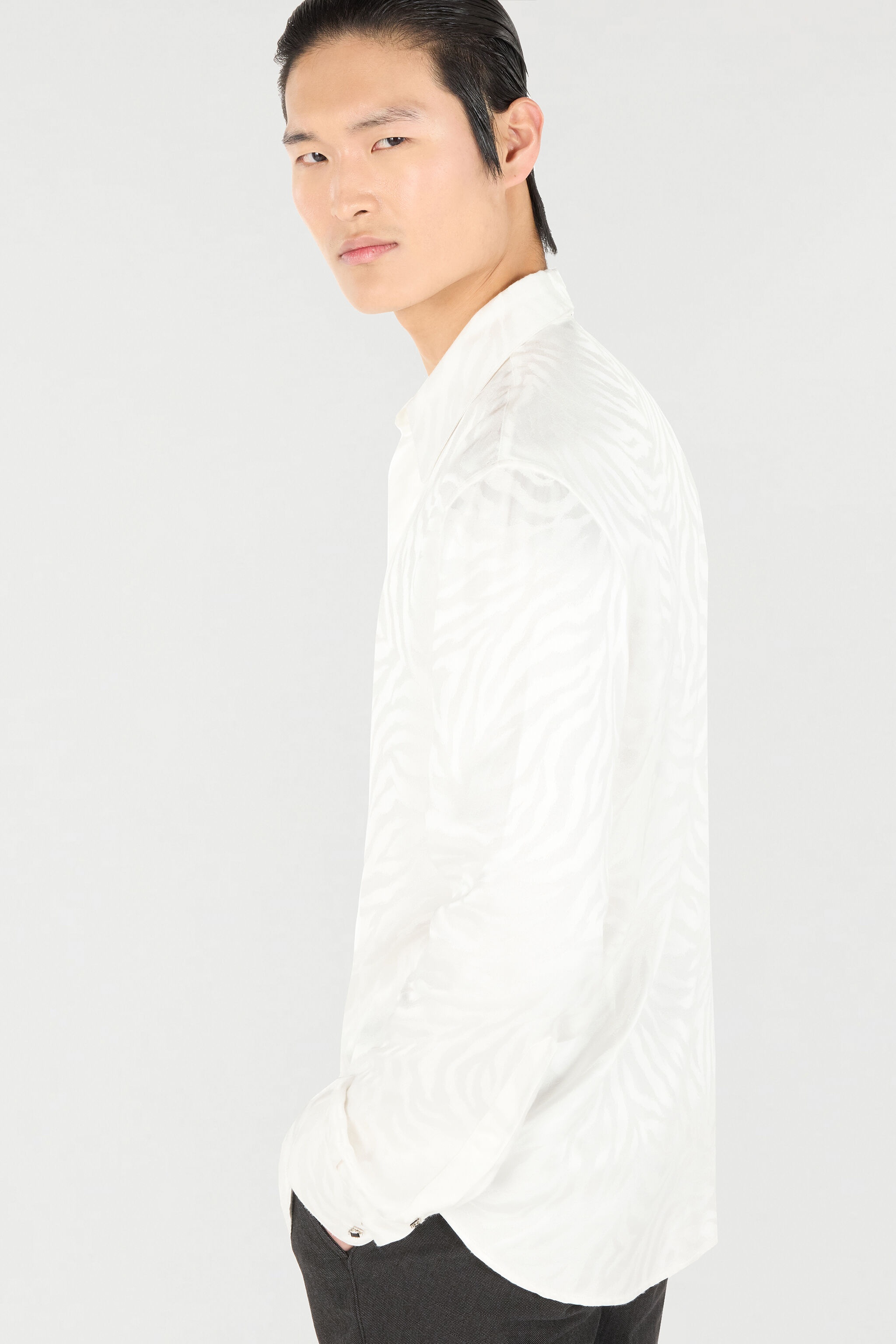 Long Shirt With Tiger Skin Print - 7