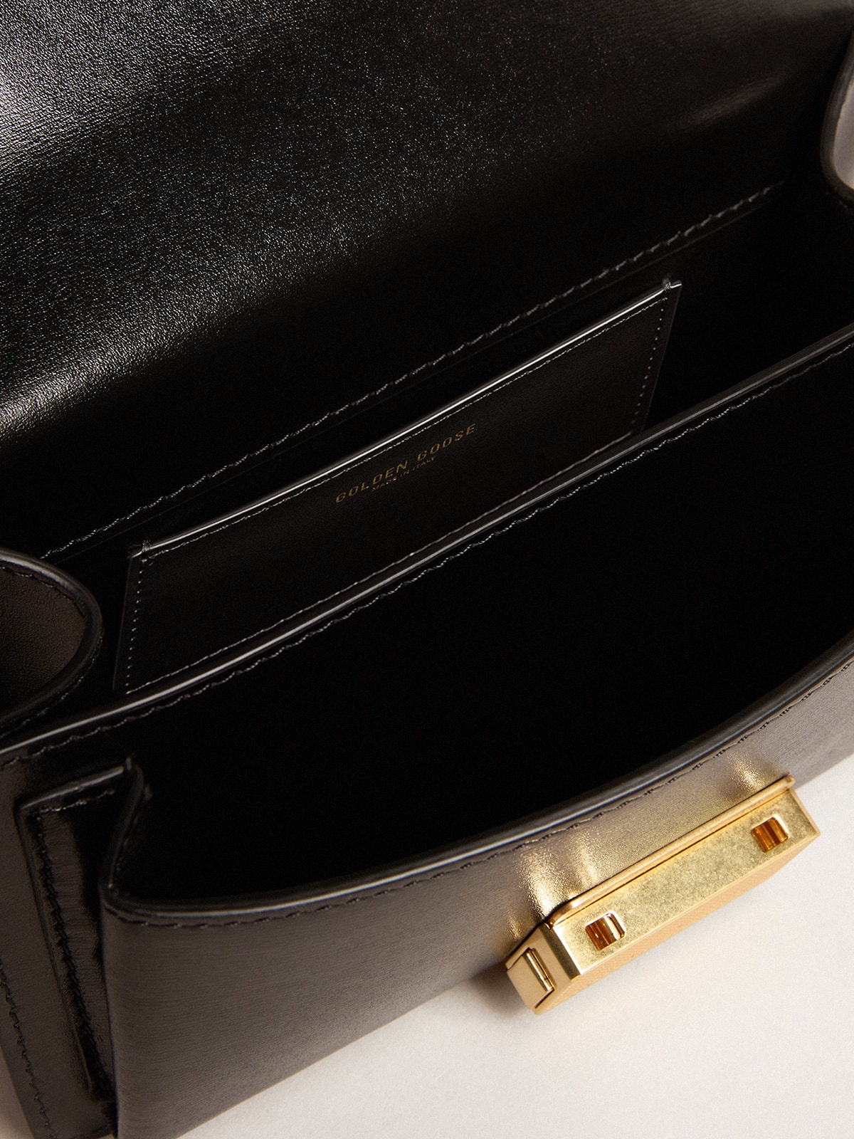 Small Venezia Bag in black boarded leather with silk scarf - 4
