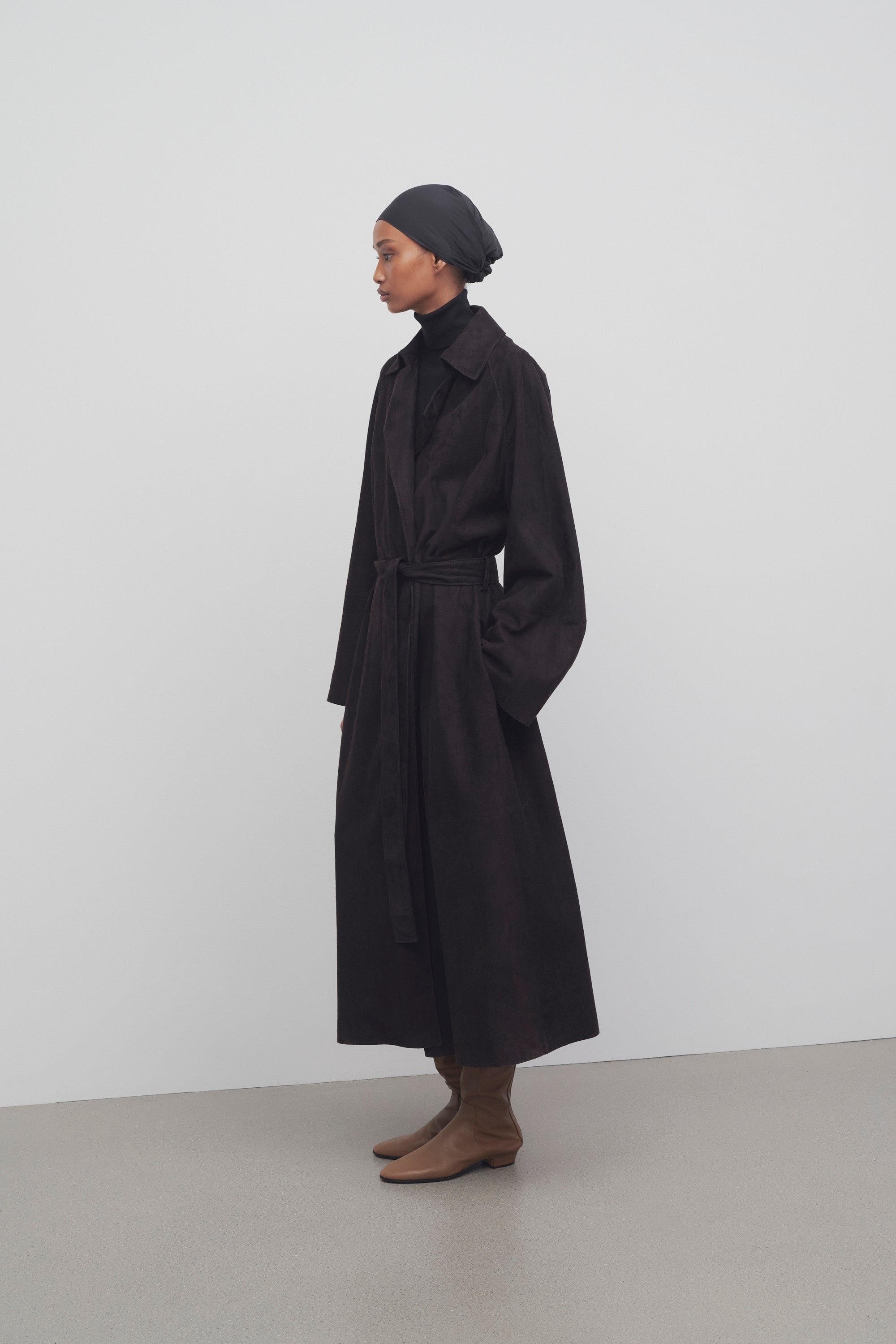 Poseidone Coat in Suede - 4