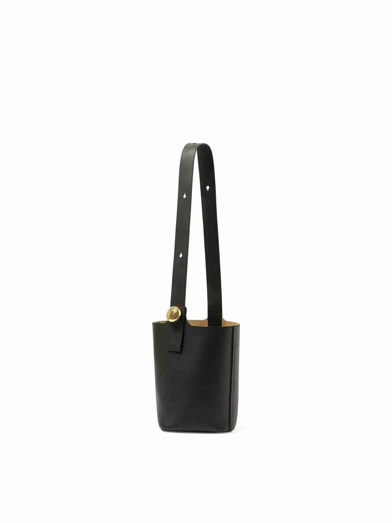 Pebble Bucket Medium in Black - 5