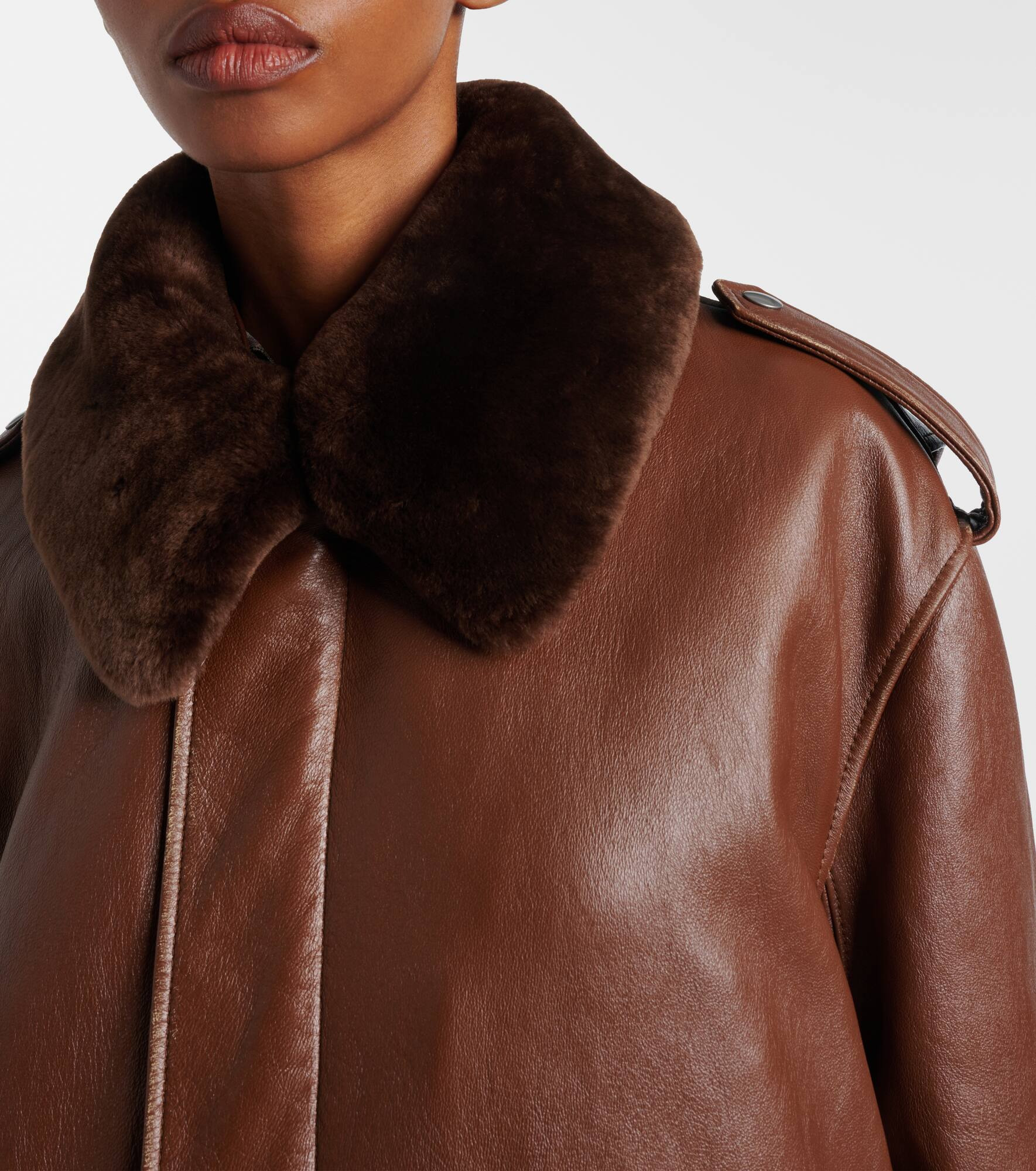 Shearling-trimmed leather jacket - 4