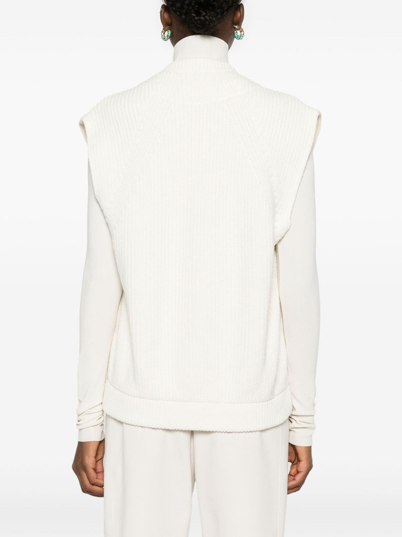 diamond-quilted gilet 4