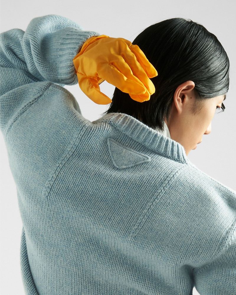 Prada Re-Nylon gloves outlook