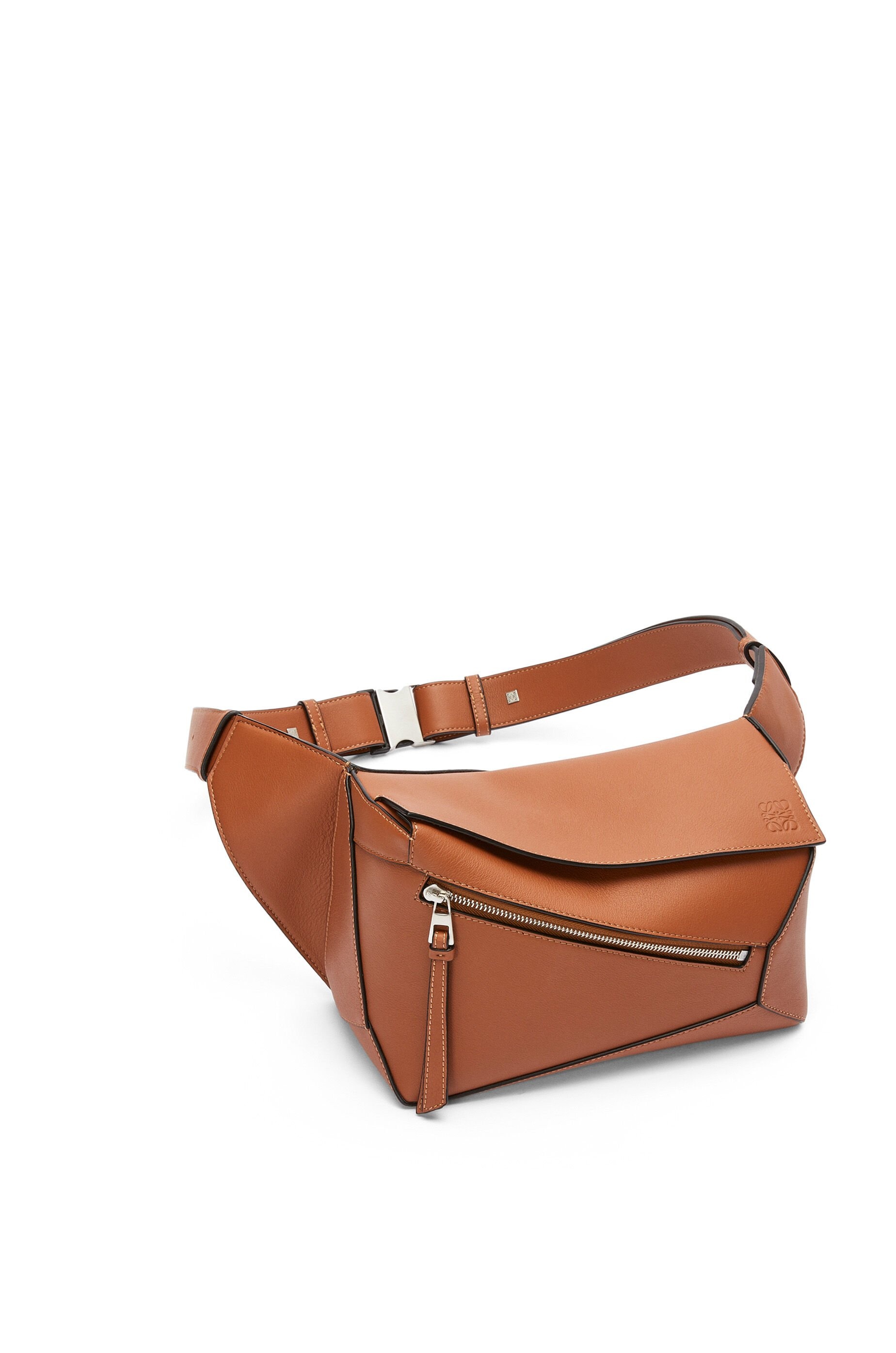 Small Puzzle bumbag in classic calfskin - 3