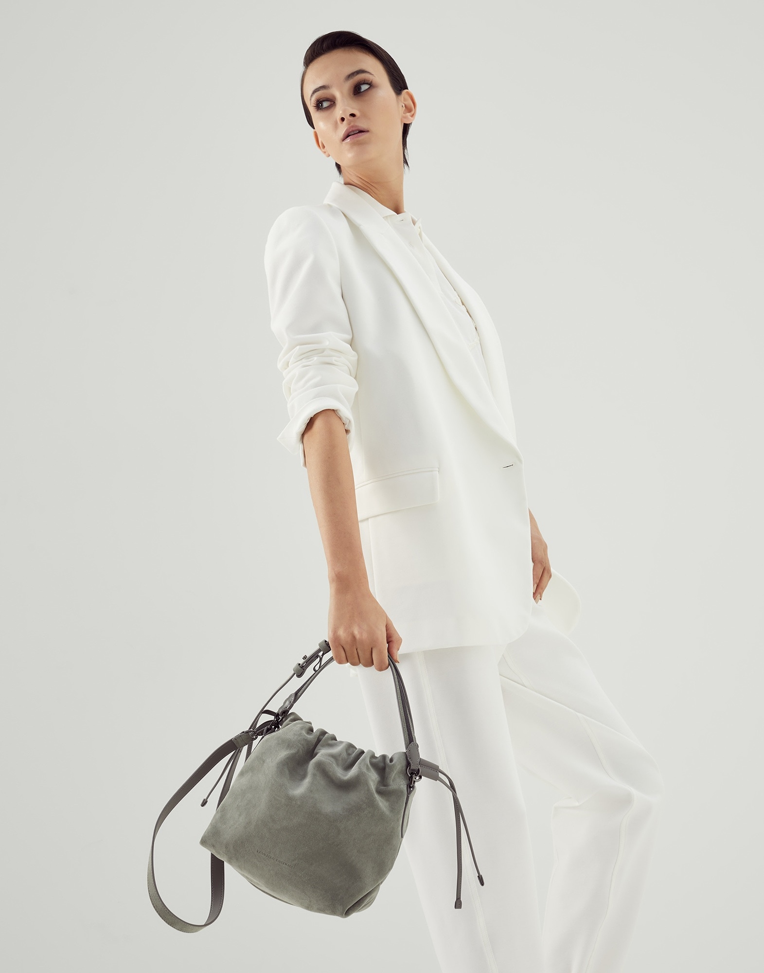 Suede bucket bag with precious handle - 4