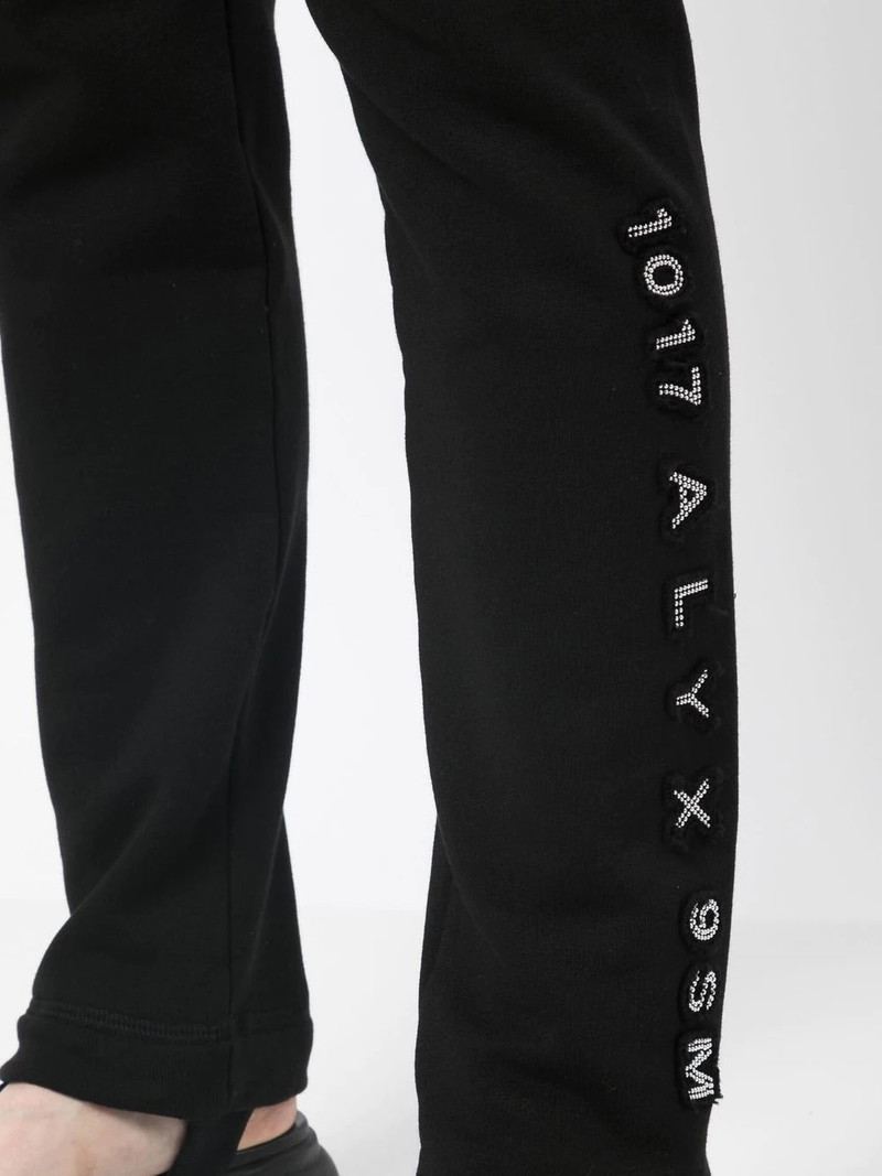 studded-logo slim sweatshirt 5