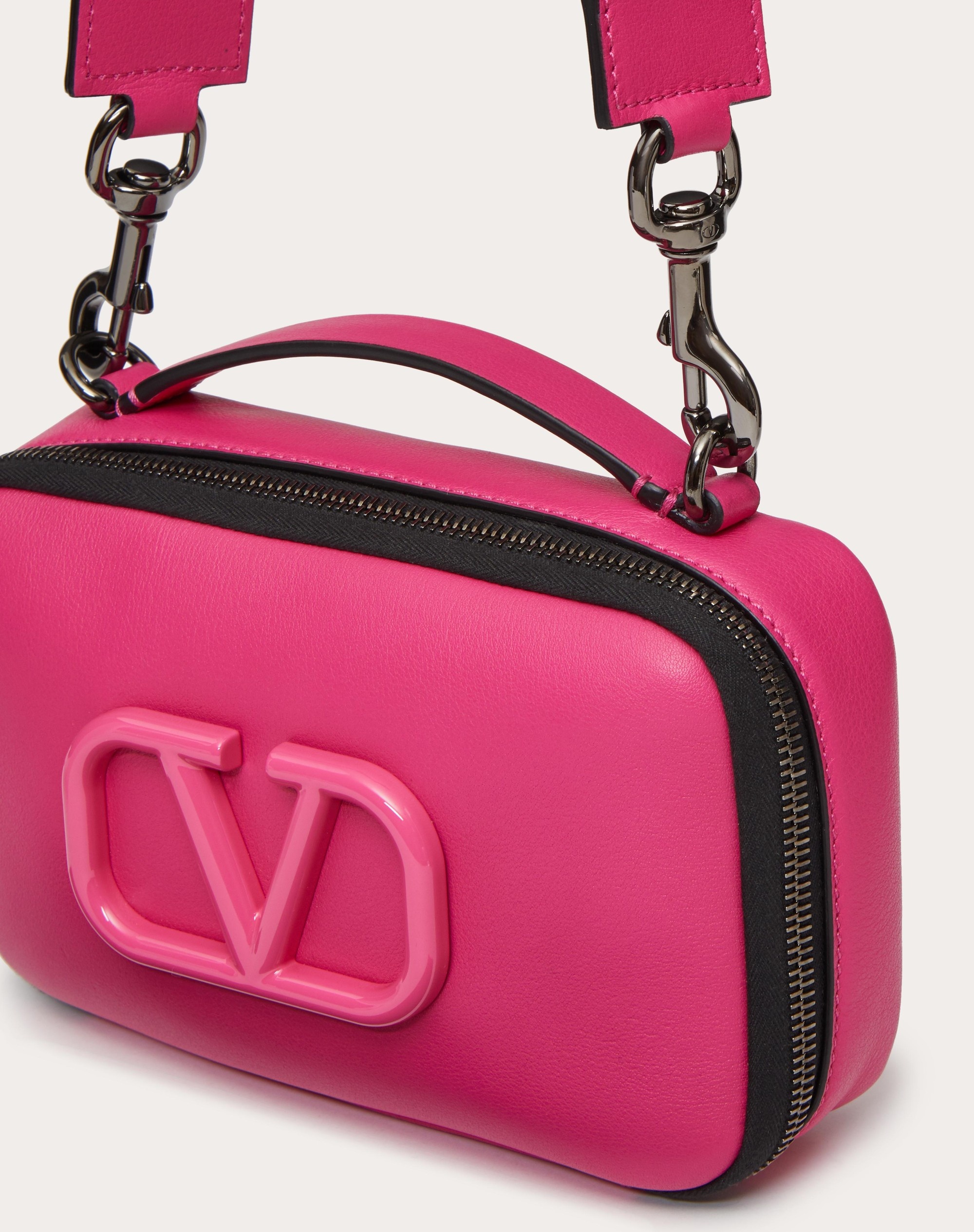 LACQUERED VLOGO SIGNATURE LEATHER CROSSBODY BAG - 5