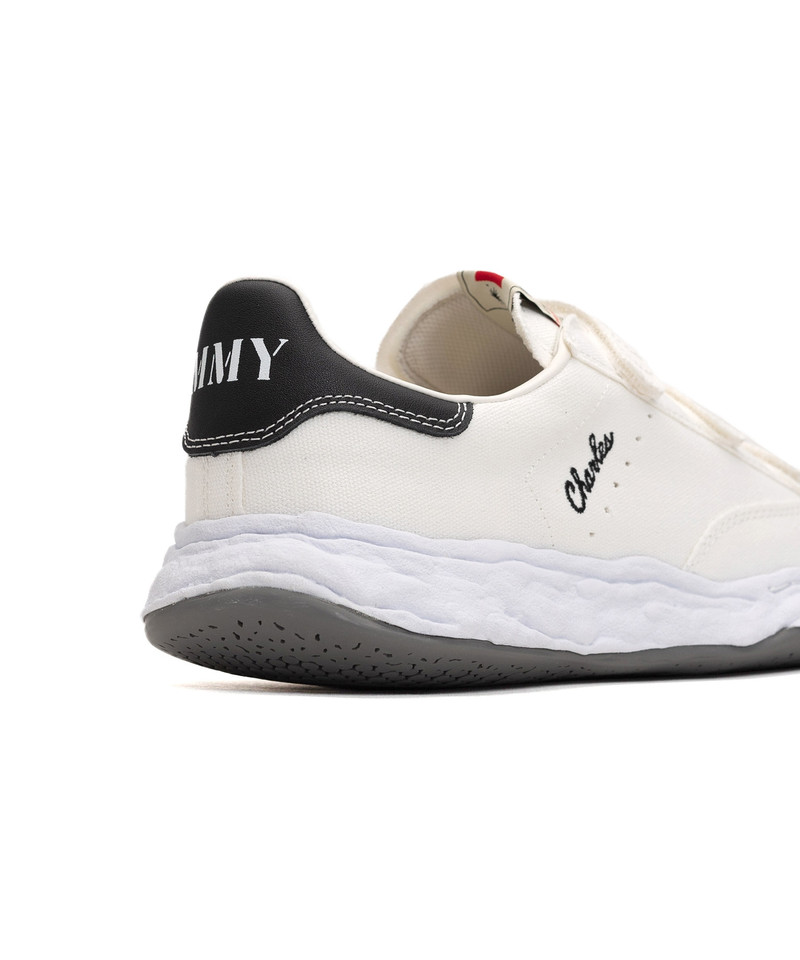 "CHARLES" OG Sole Canvas Low-top Verclo Sneaker 11
