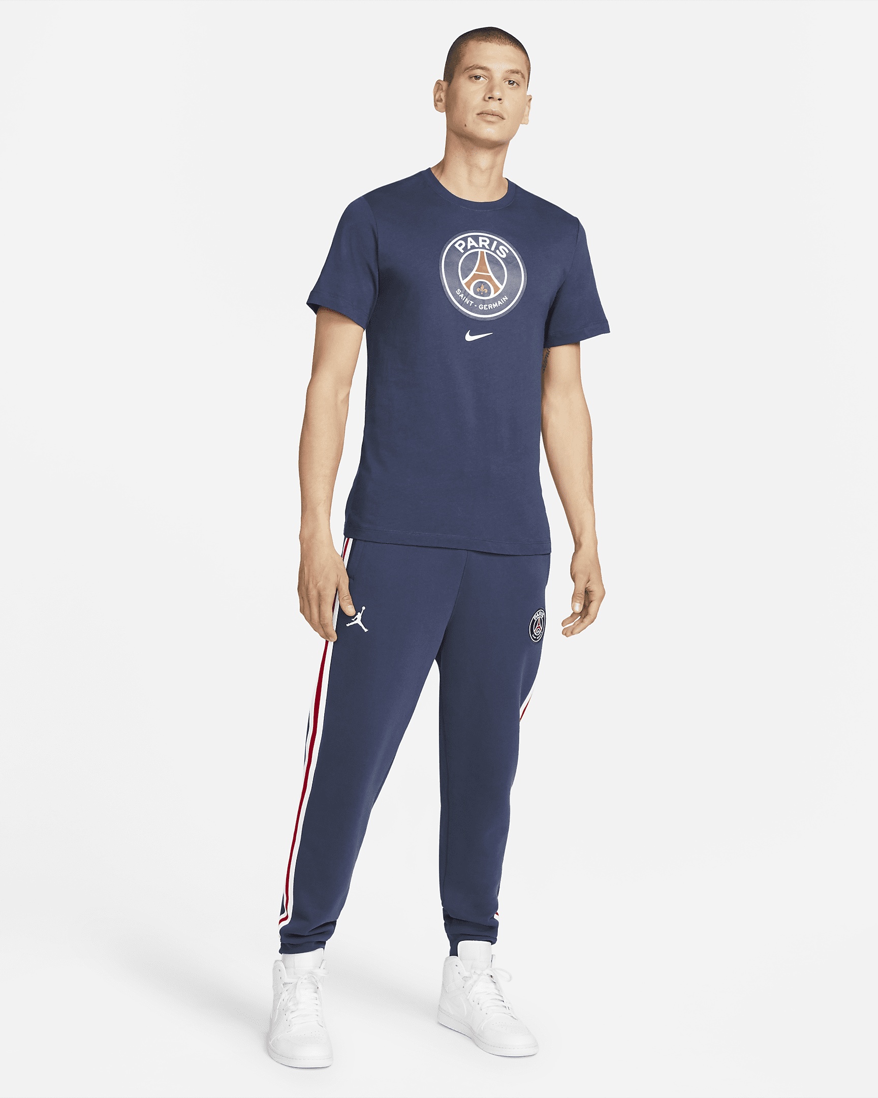 Nike Men's Paris Saint-Germain Crest Soccer T-Shirt - 4