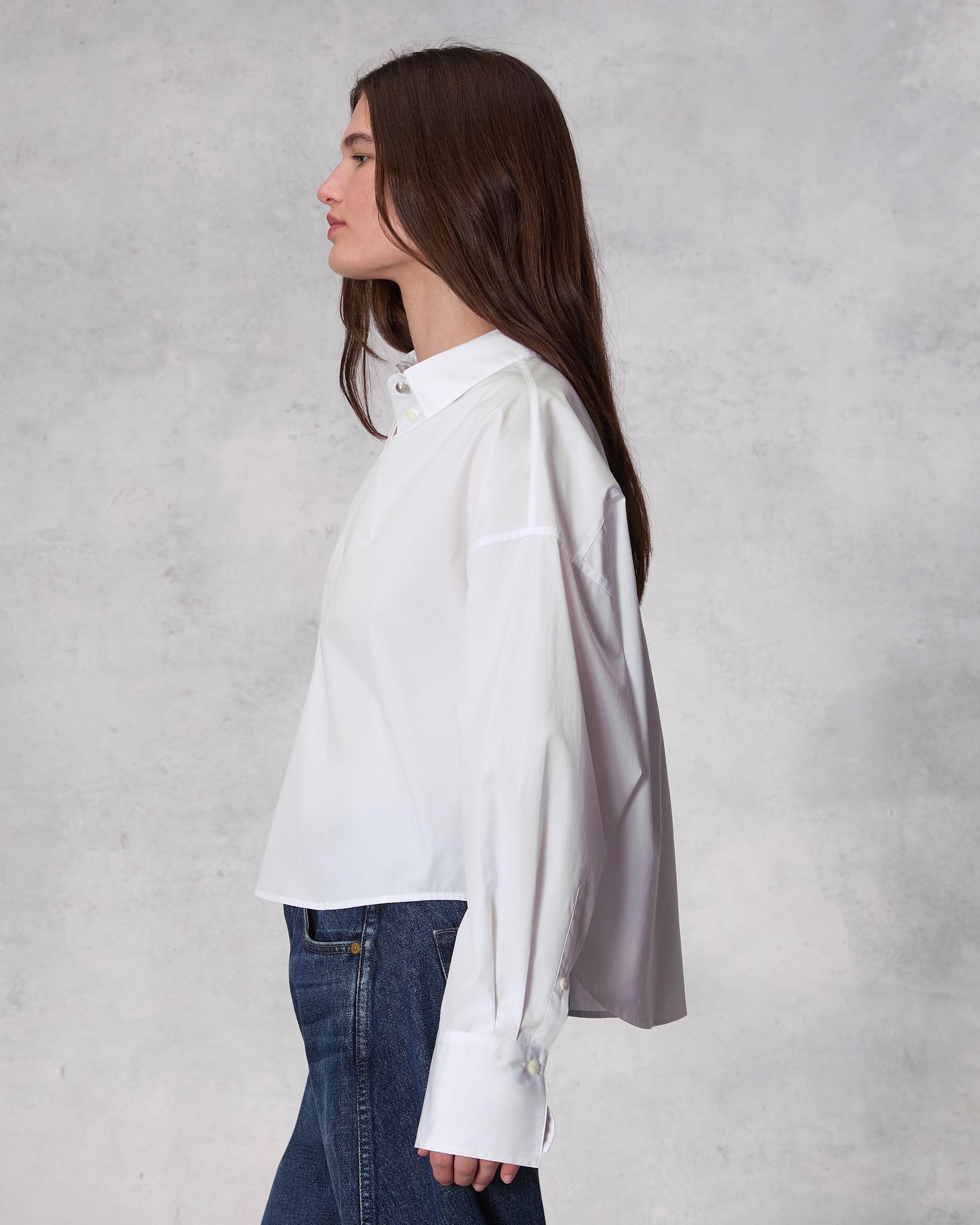 Martha Cotton Poplin Shirt
Relaxed Fit Button Down - 4
