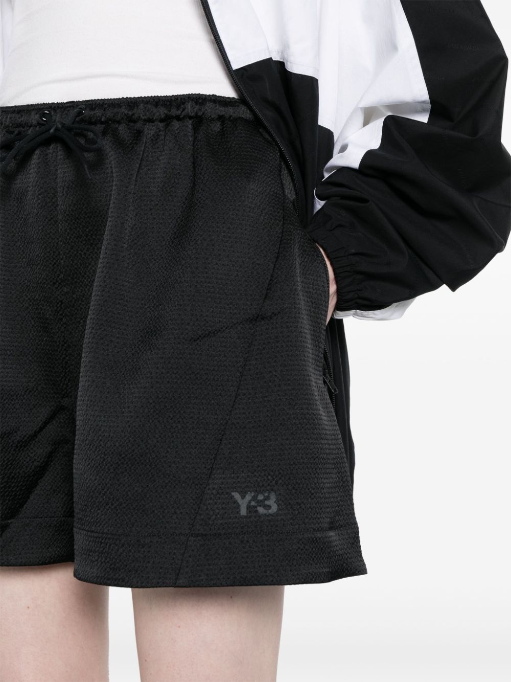 seersucker-texture track shorts - 5