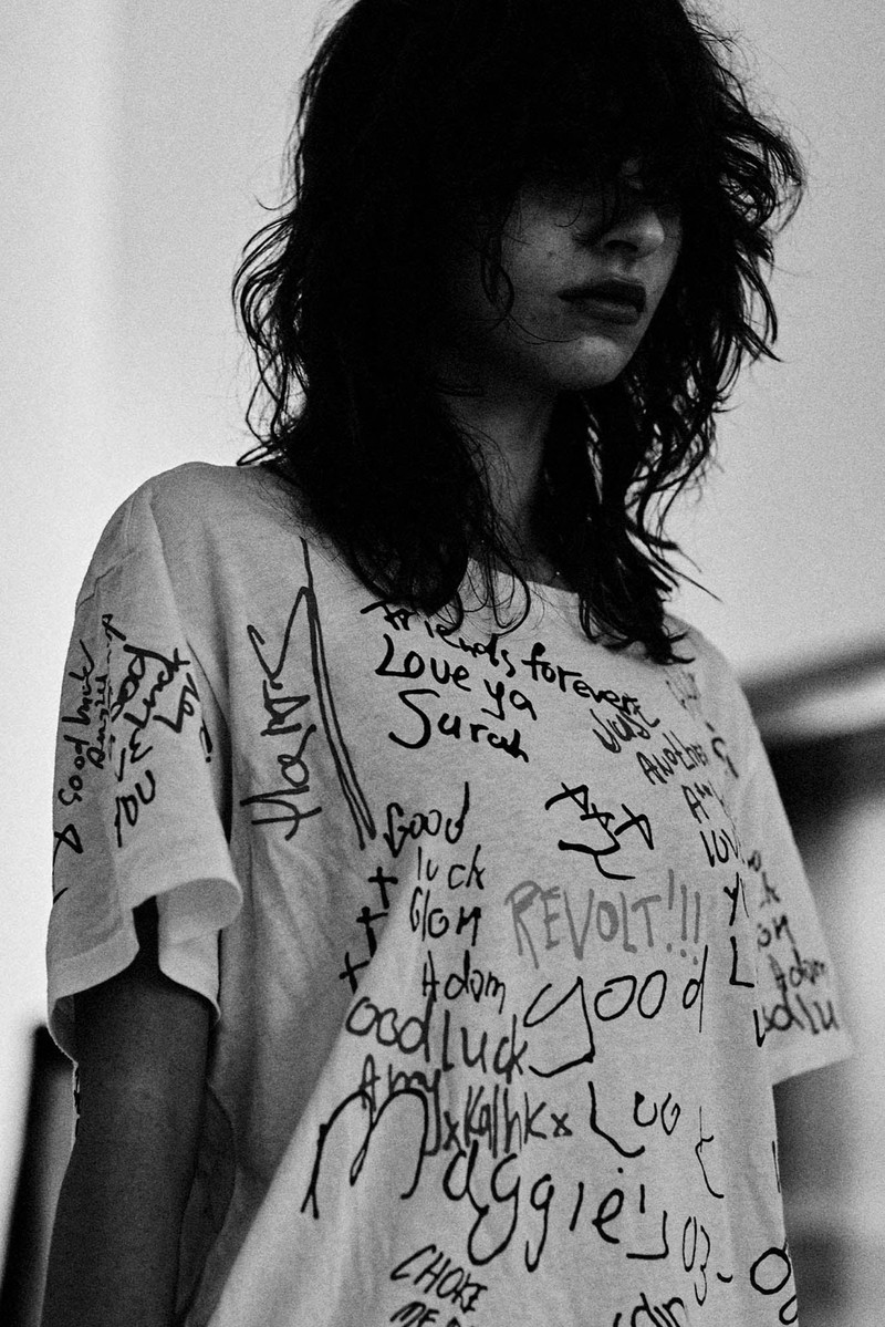 R13 END OF THE YEAR BOY T - ECRU W/ SCRIBBLES - R13 outlook