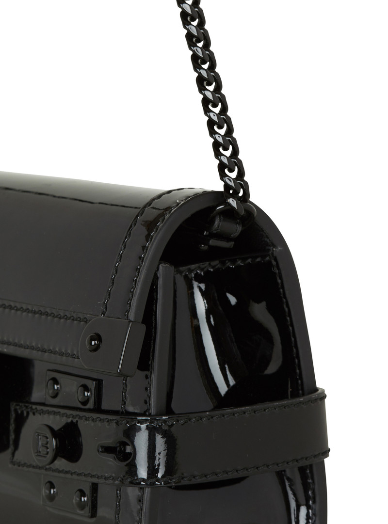 B-Buzz Pouch 23 in patent leather 5
