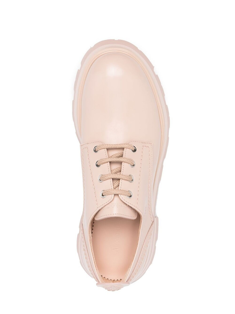 Wander lace-up shoes 4