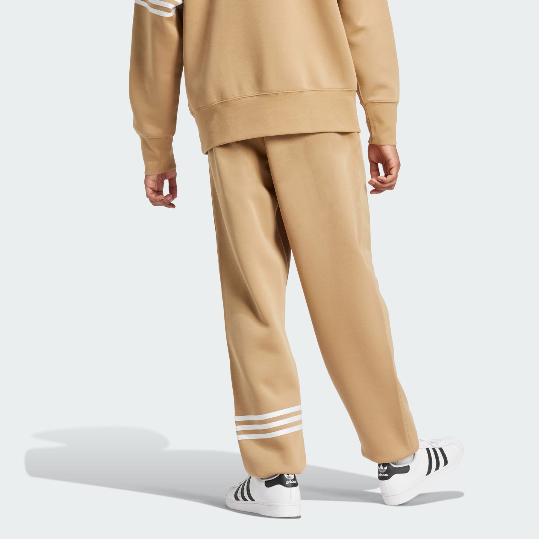 Neuclassics Sweat Pants - 3