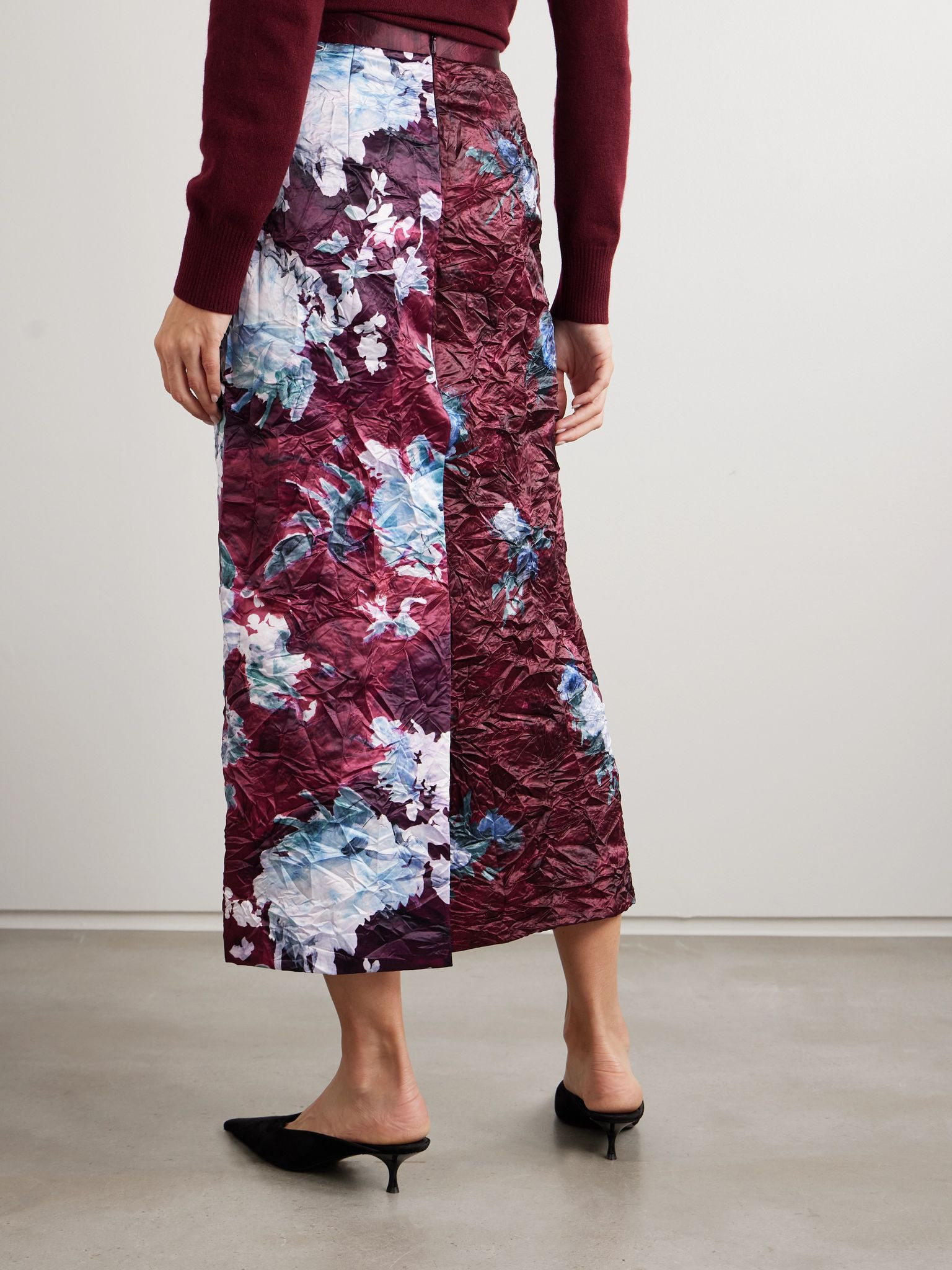 Floral-print crinkled duchesse-satin midi skirt Burgundy - 4