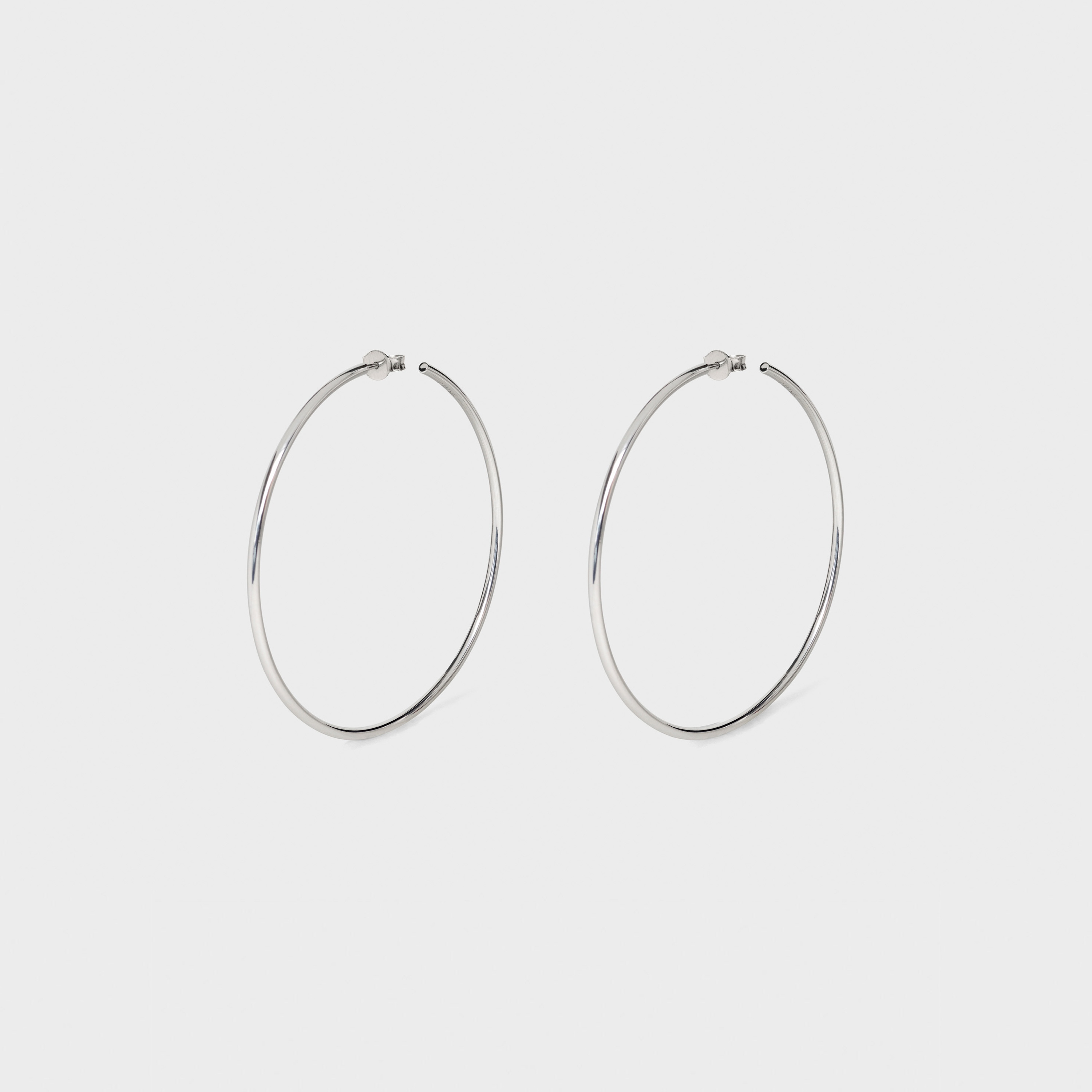 SIMPLE FORMS ROUND HOOPS IN BRASS WITH RHODIUM FINISH - 2