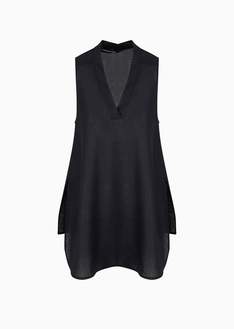 Oversized V-neck top in linen with asymmetric hem 1