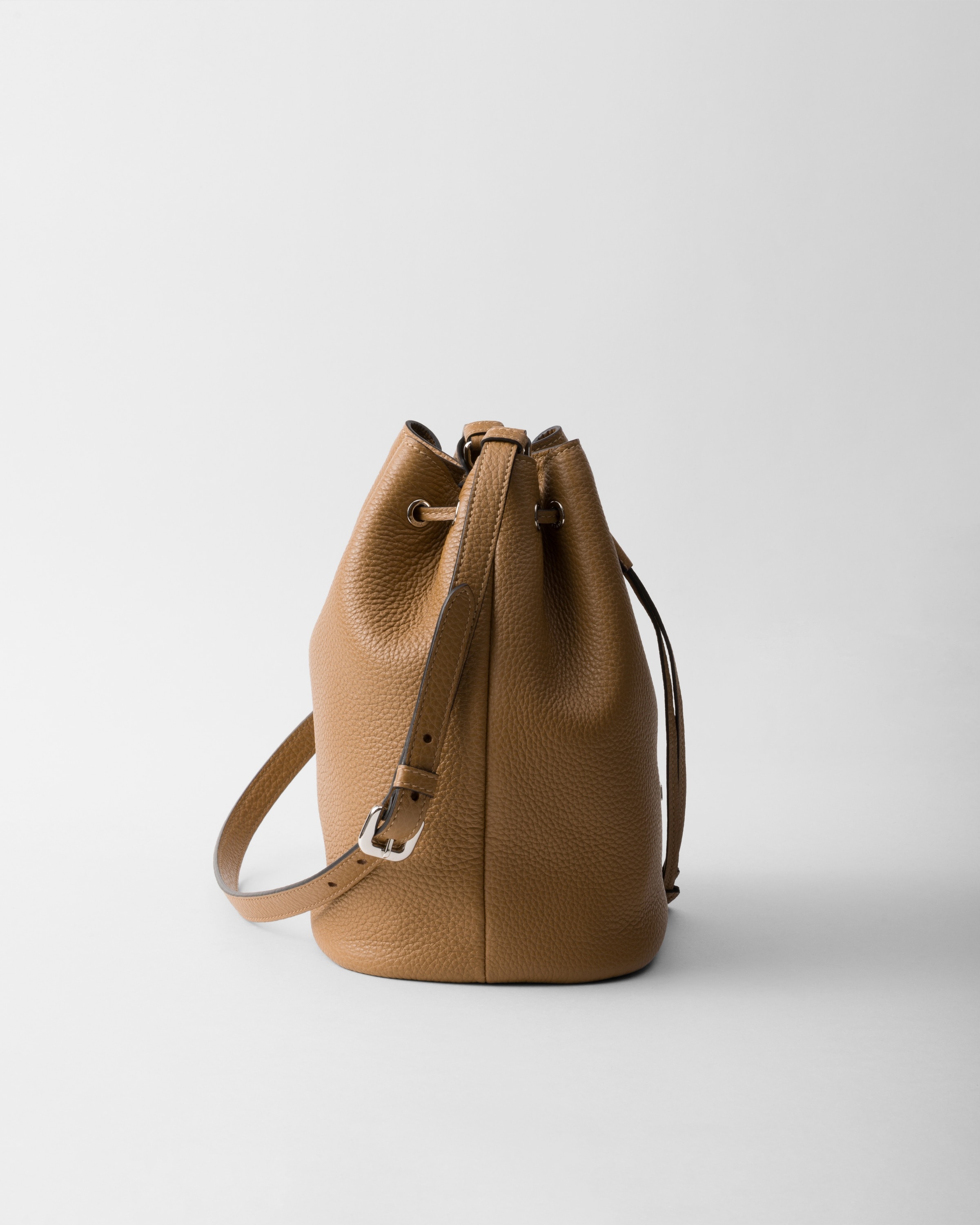 Leather bucket bag - 6