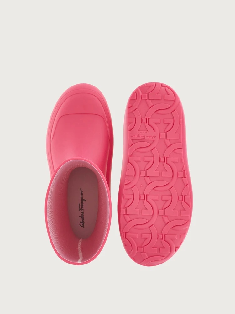 RAIN BOOT - 7