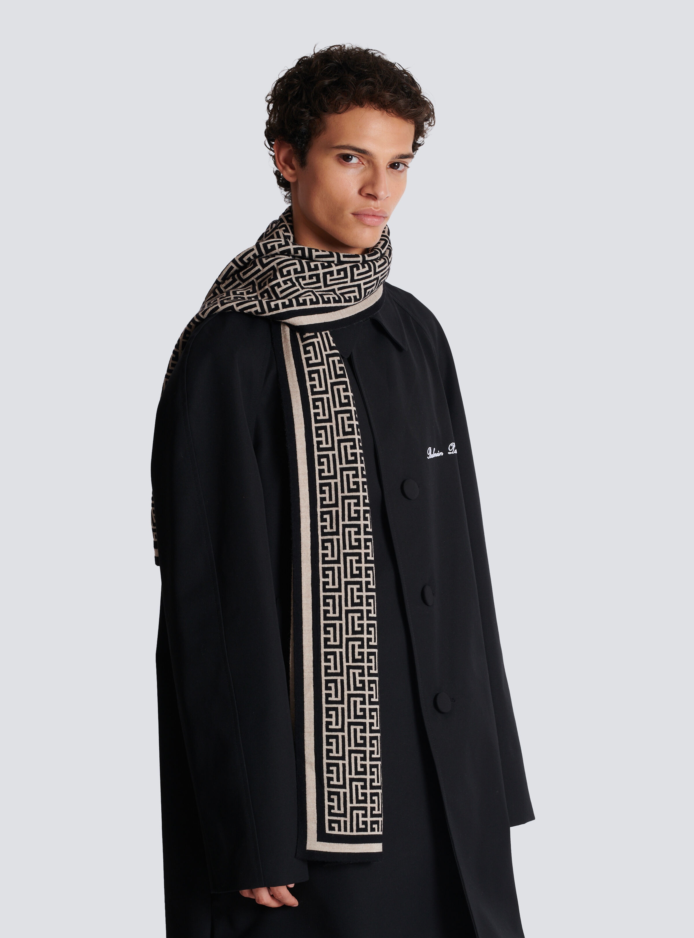Wool scarf with monogram - 4