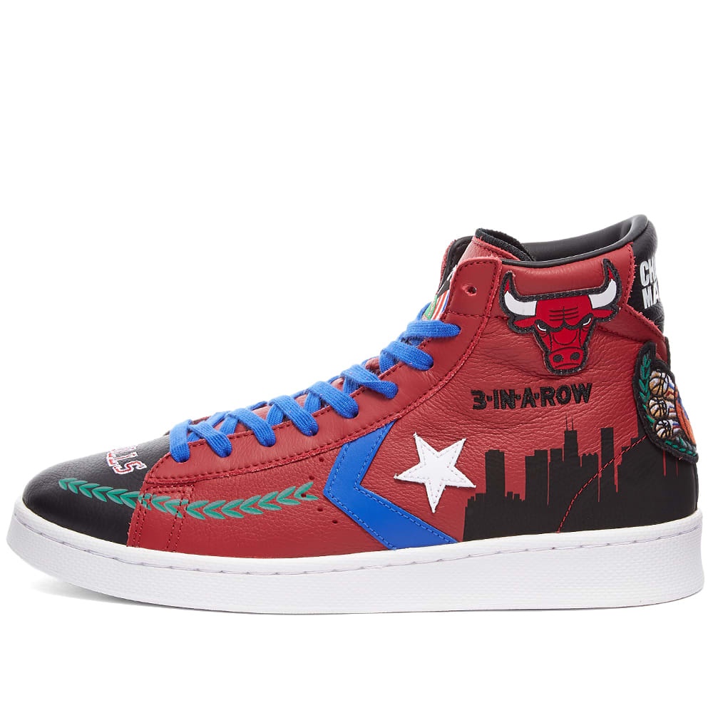 Converse x Chinatown Market Pro Leather Hi Bulls - 2