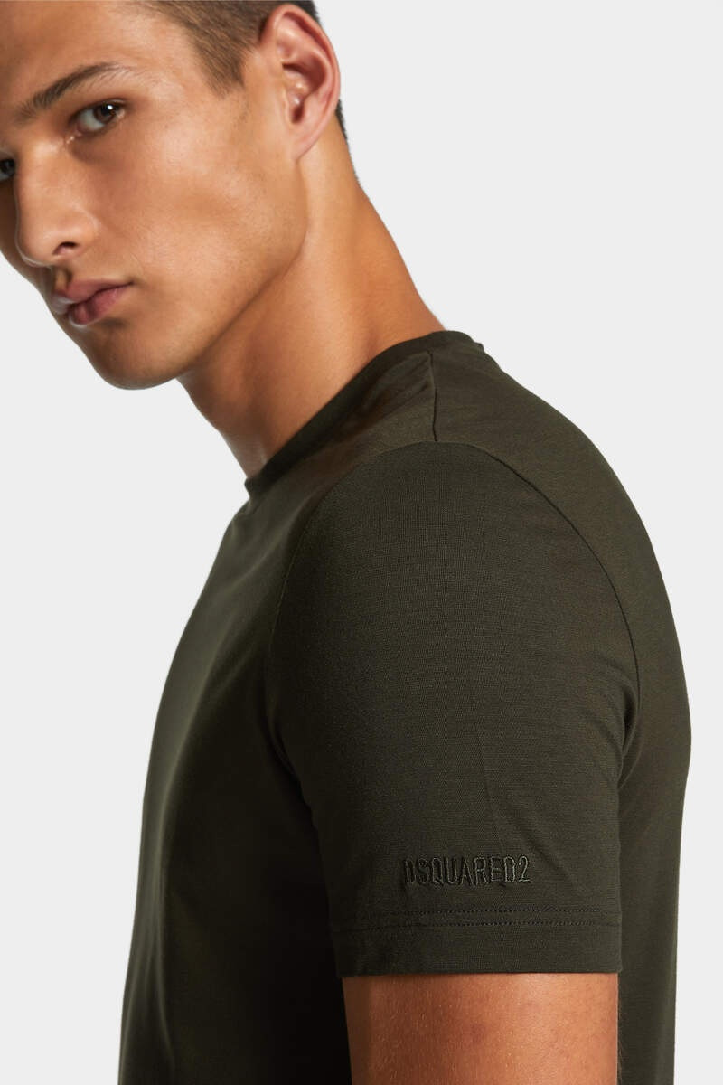 DSQUARED2 EMBROIDERED LOGO T-SHIRT 6
