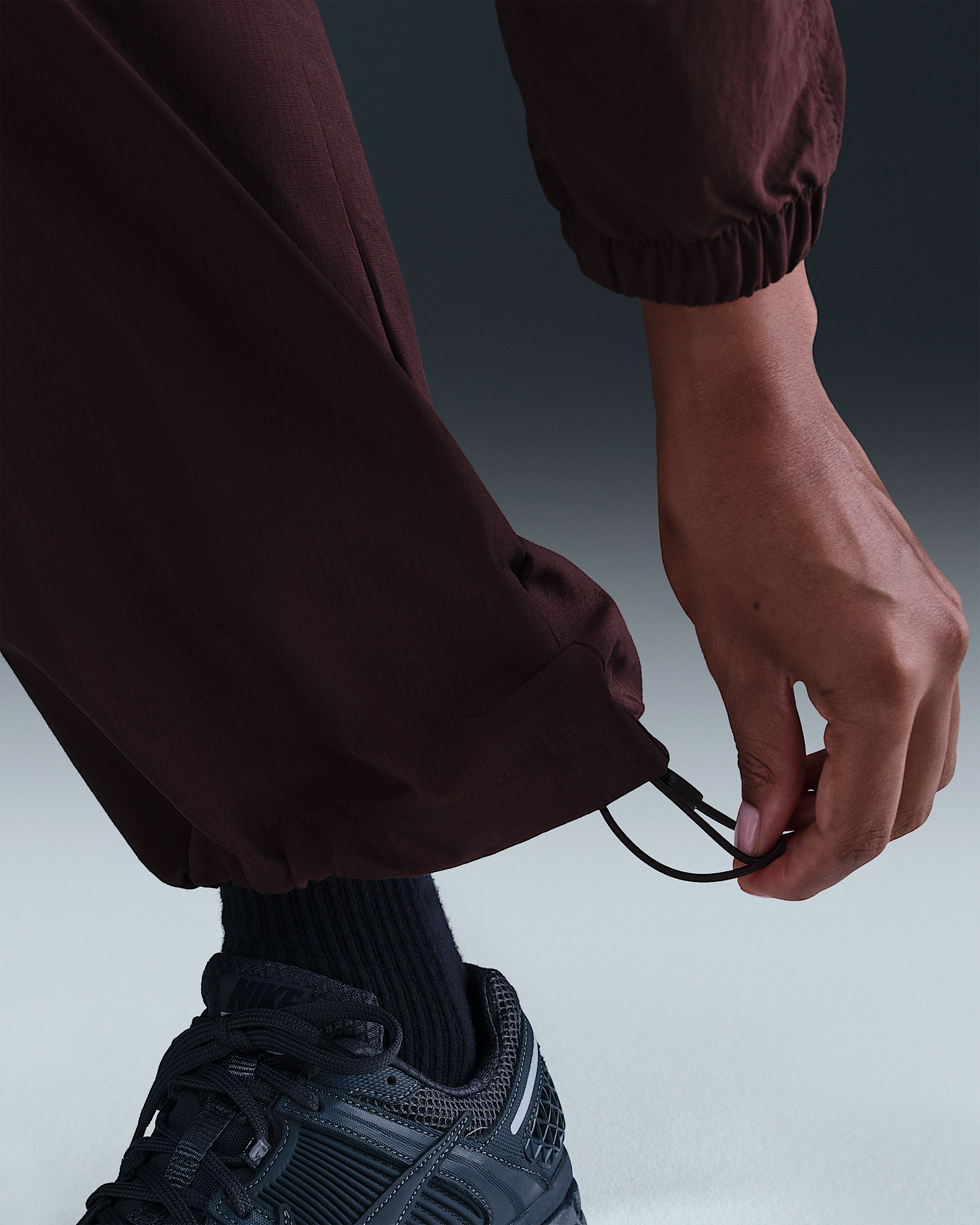 Nike Sportswear Everything Wovens Women's Mid-Rise Cargo Pants - 6