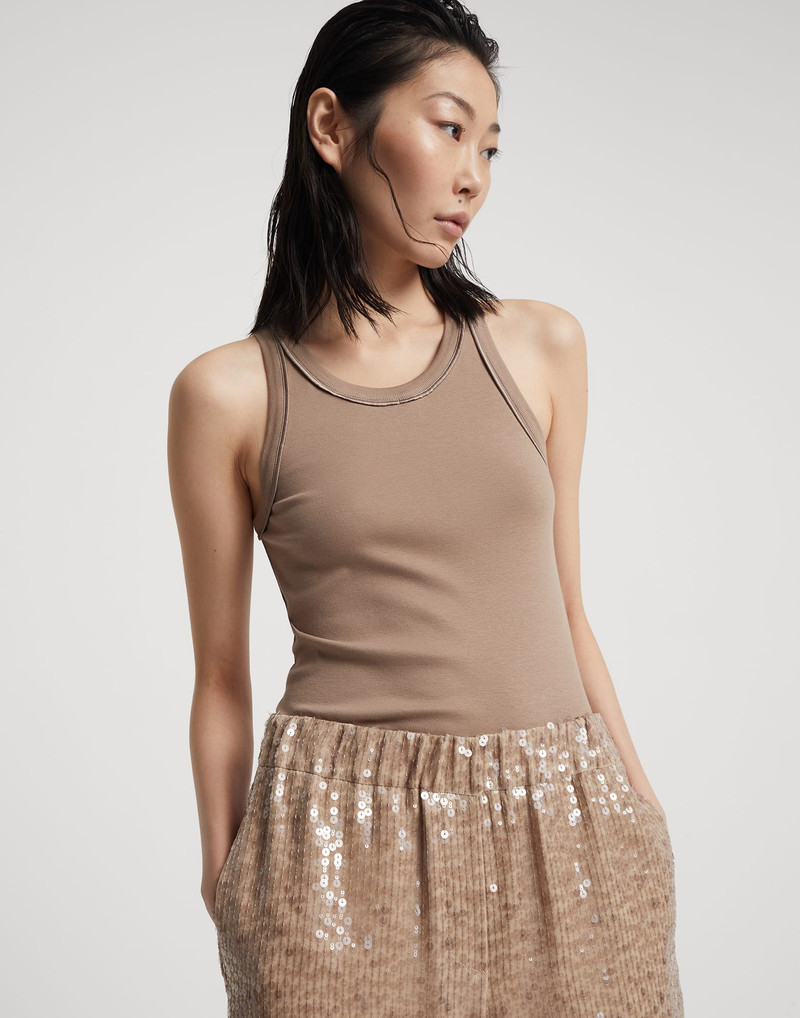 스트레치 면 ribbed jersey top 와 새틴 트림 4