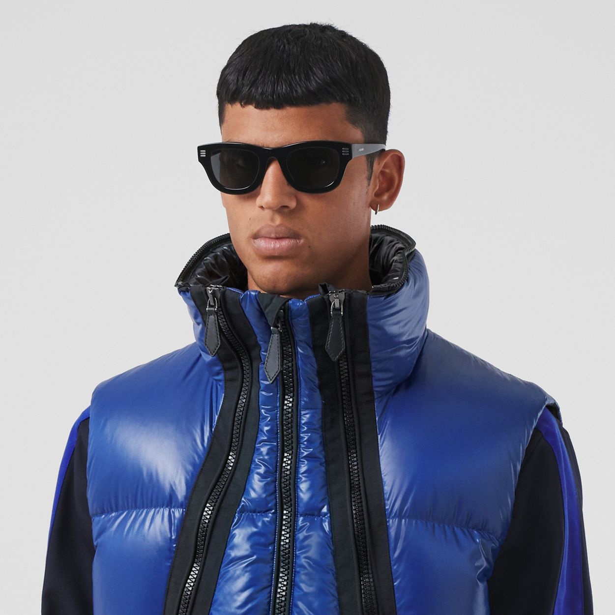 Detachable Hood Nylon Puffer Gilet - 2