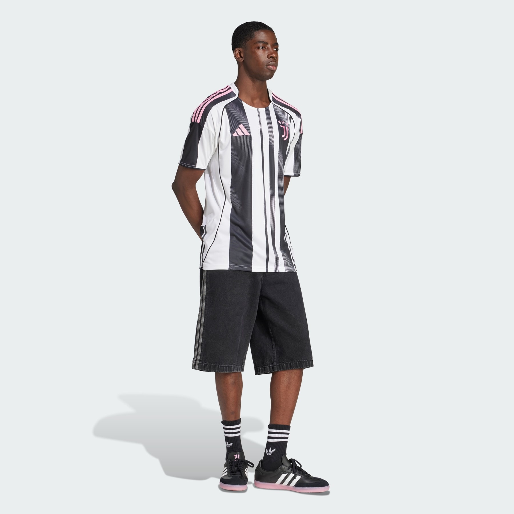 Juventus 25/26 Home Jersey - 4