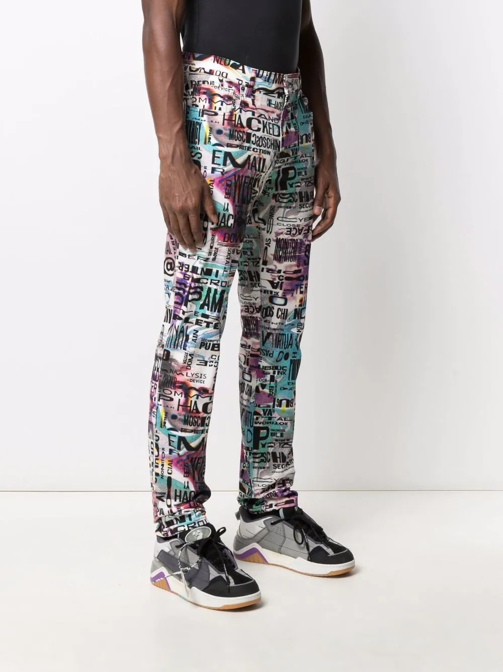 Glitch-print slim-fit jeans - 3