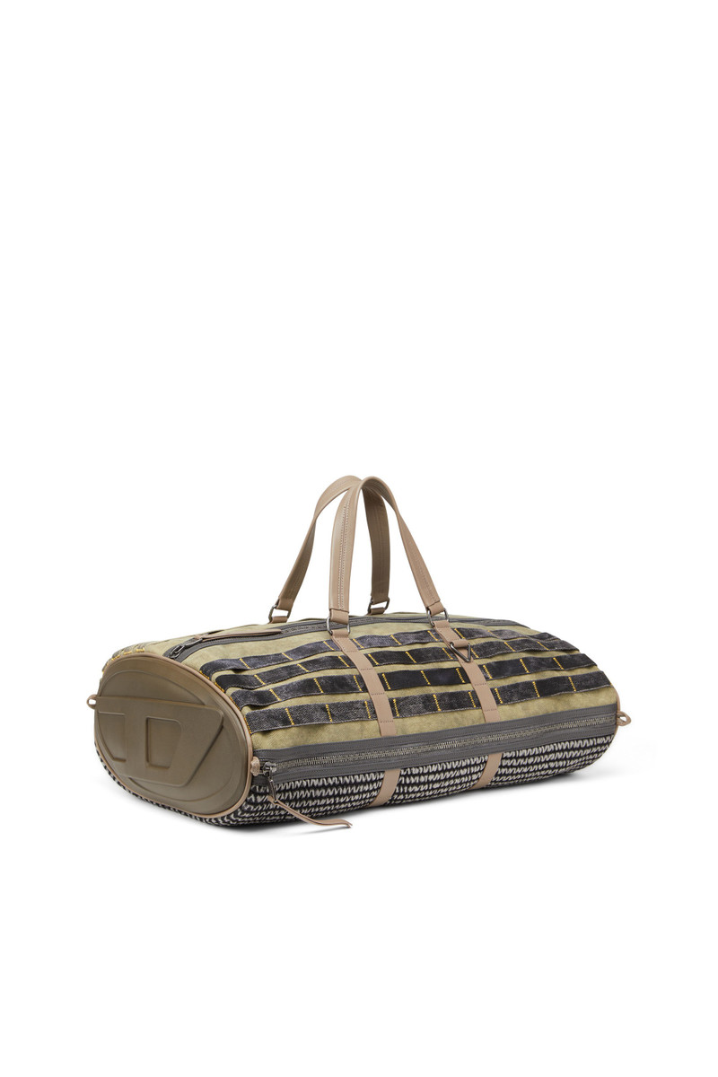 ODD DUFFLE TP 5