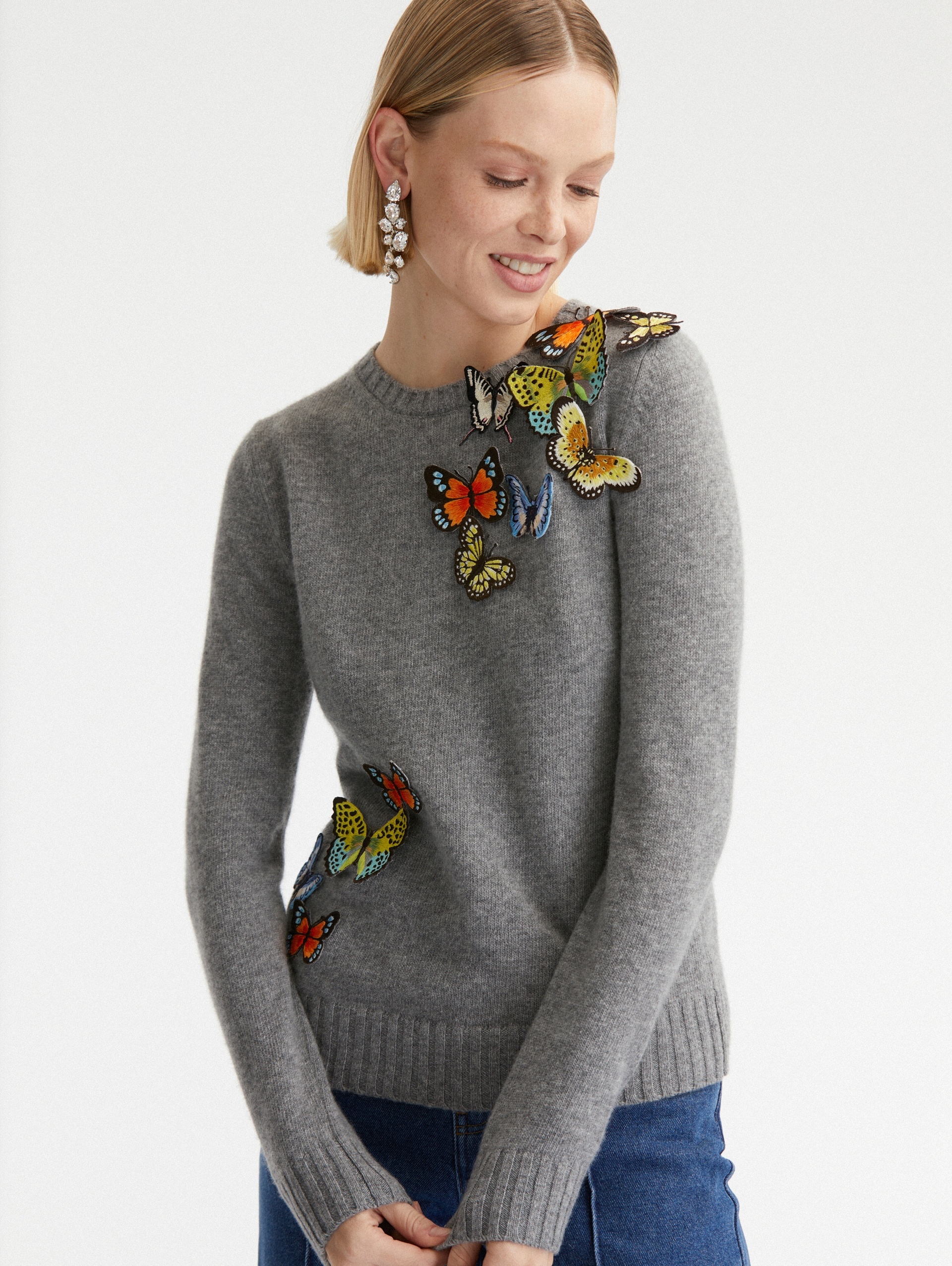 LONG SLEEVE BUTTERFLY EMBROIDERED PULLOVER - 2