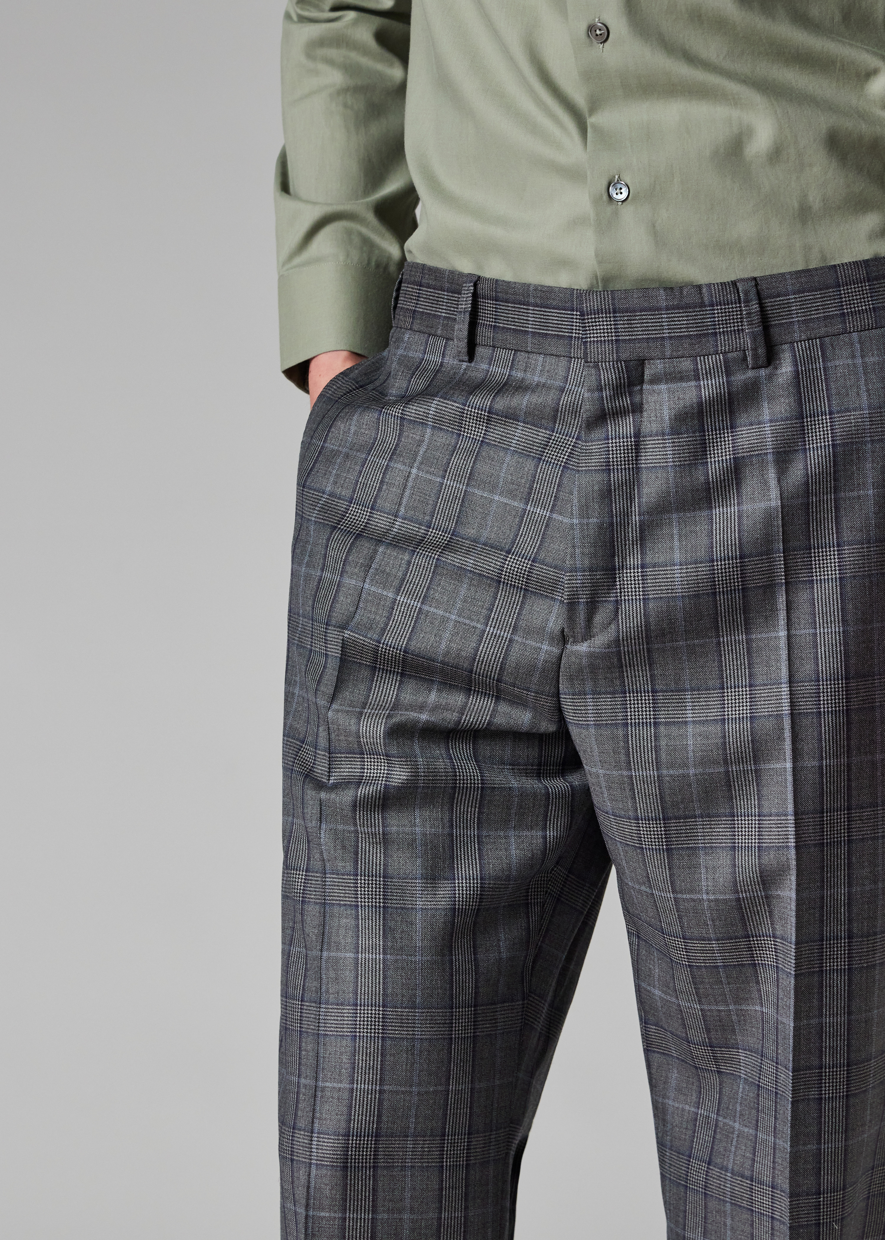 Grey Wool Check Suit - 9