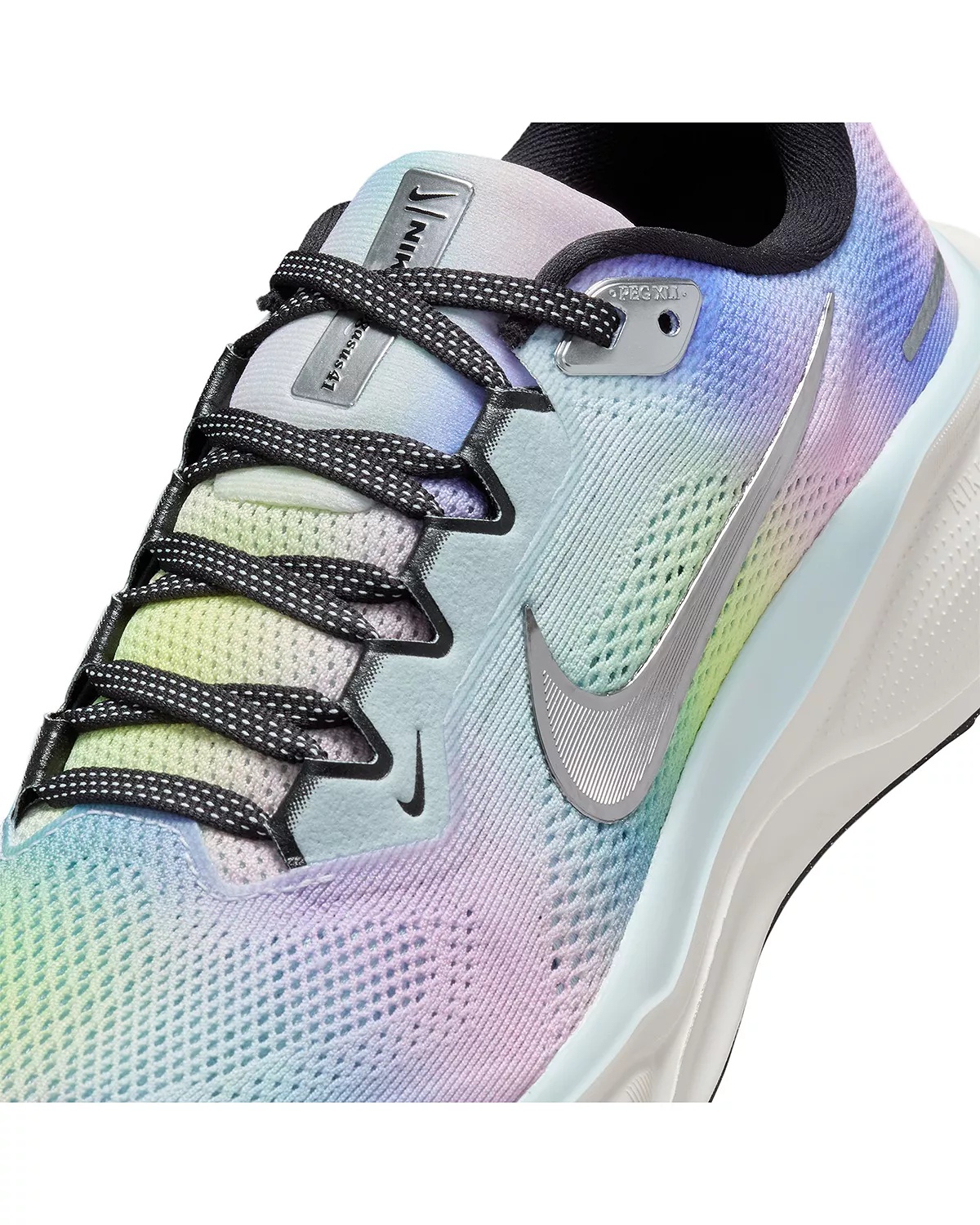 Women's Pegasus 41 SE Running Sneakers - 6