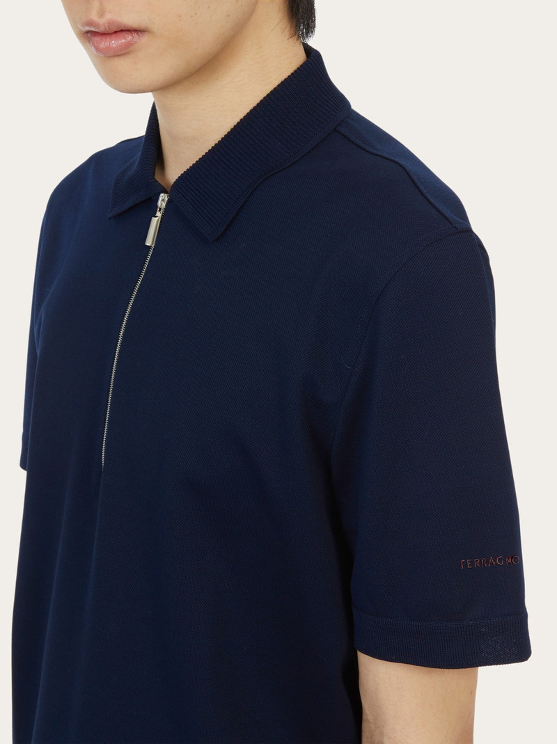 Polo with zip collar 4