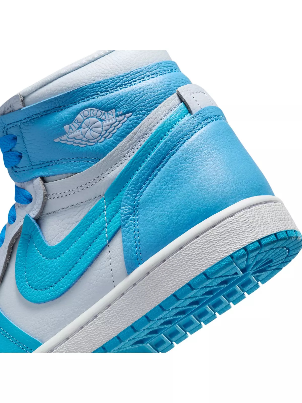 1 High Method of Make "Blue Tint/Dk Powder Blue/University Blue" Women's Shoe - 11